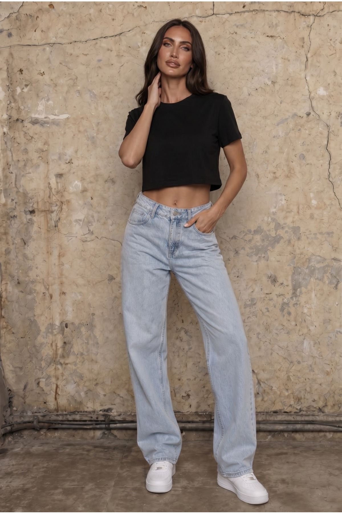 Kadın Yuvarlak Yaka Relaxed Fit Kısa Kol Basic Crop T-Shirt SİYAH 8