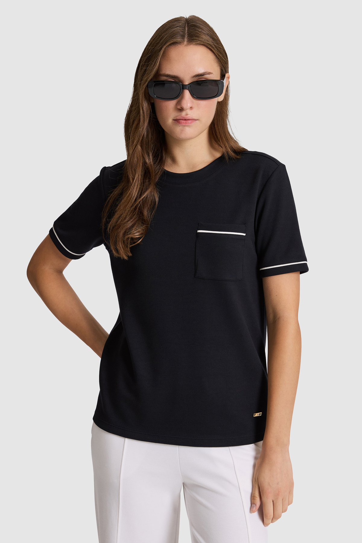 U.S. Polo Assn. Kadın Siyah Bisiklet Yaka Basic Tişört 50323552-VR046