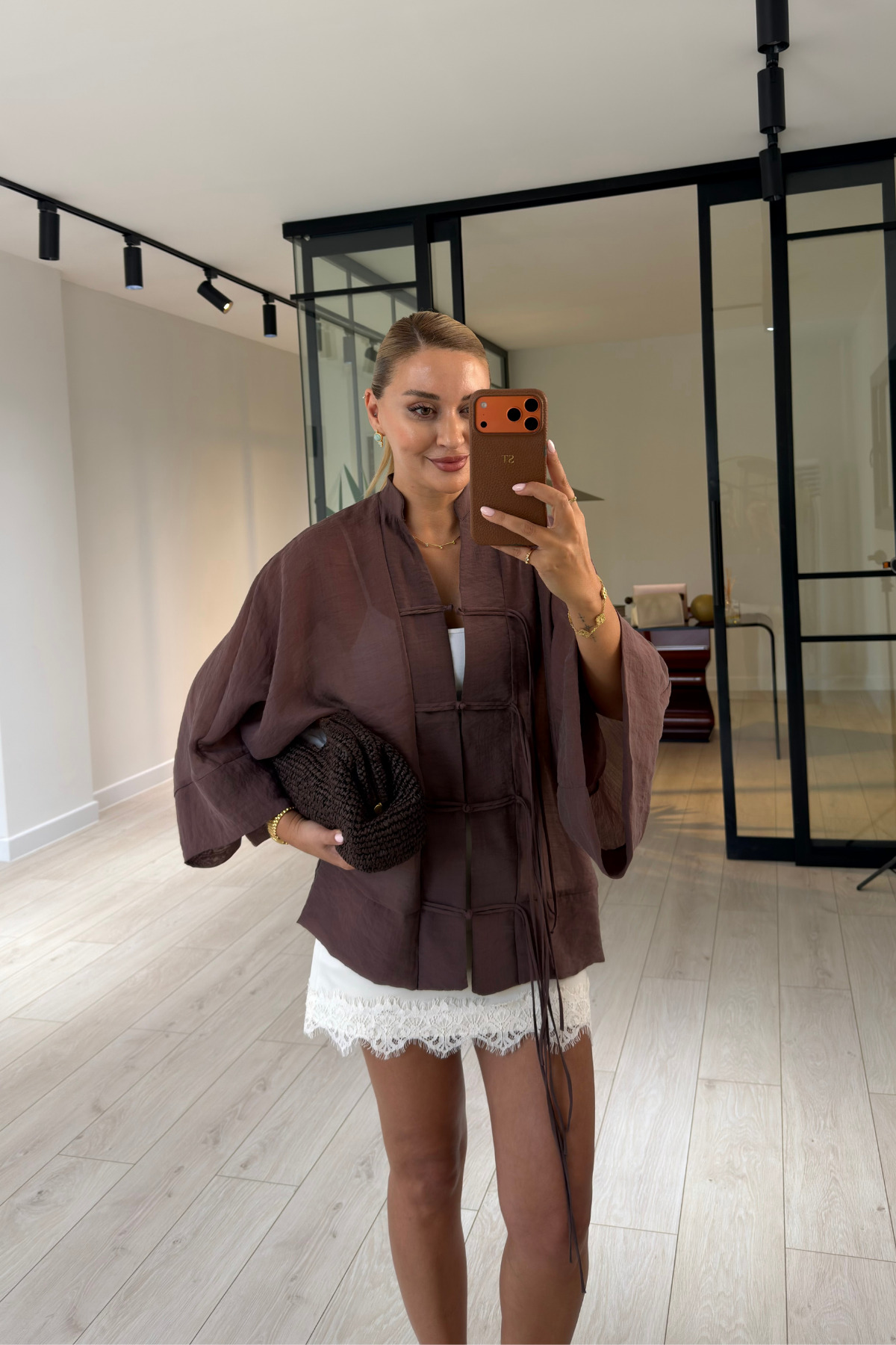 Sezgi Tekin Hakim Yaka Kahve Transparan Kimono Gömlek
