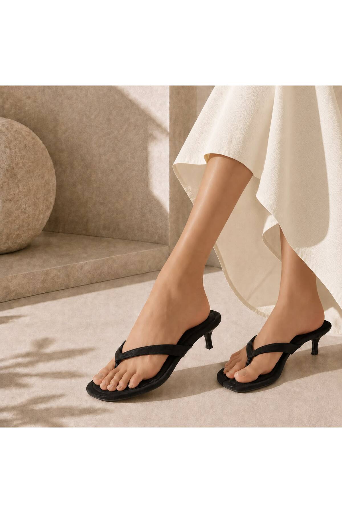 İncimoda Siyah Süet Parmak Arası Topuklu Terlik Ortopedik Kadın Sandalet 5cm topuk görsel 2