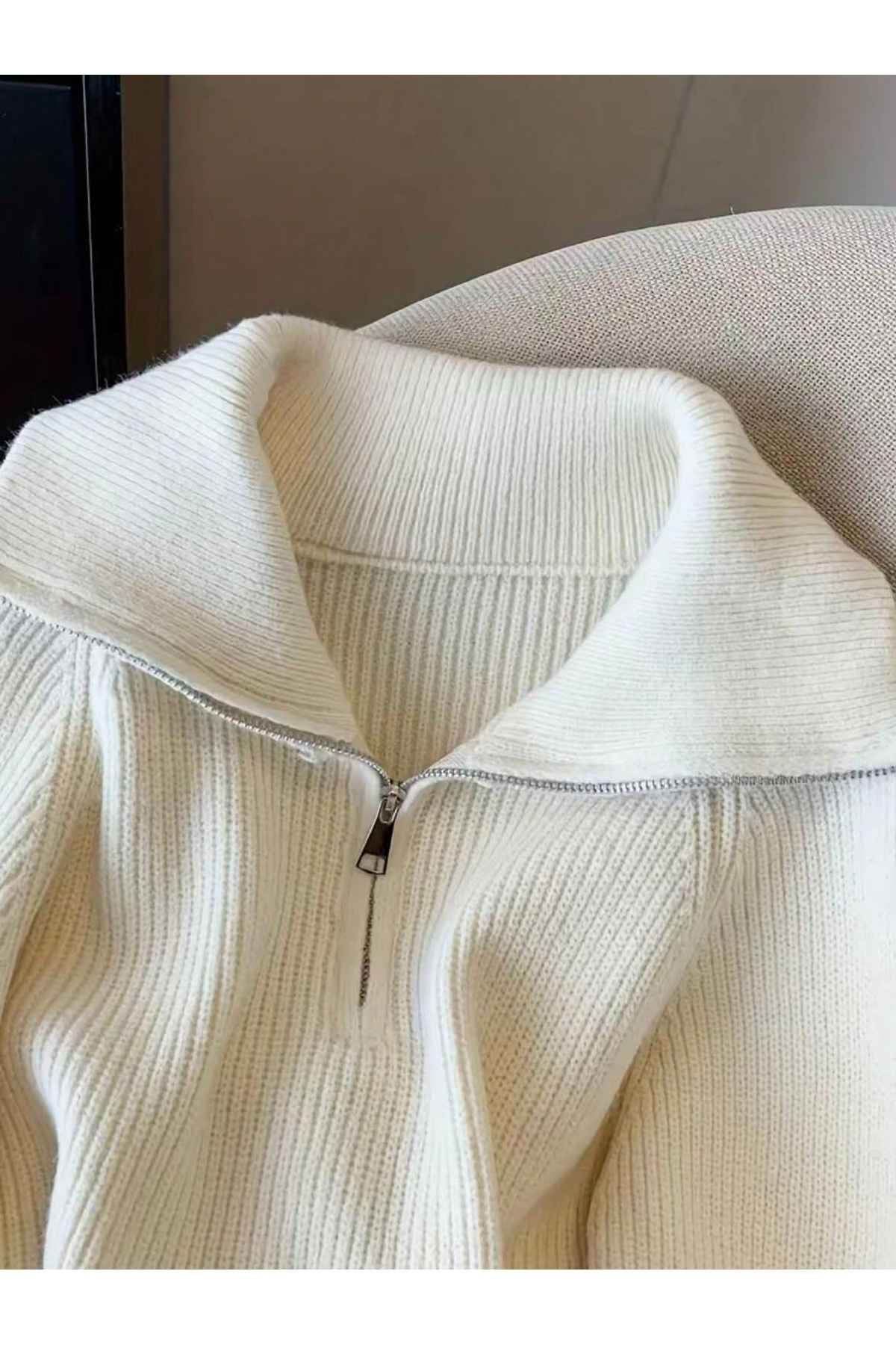 POİNE Kadın Devrik Yaka Oversize Selanik Örgü Fermuarlı Triko Kazak görsel 3