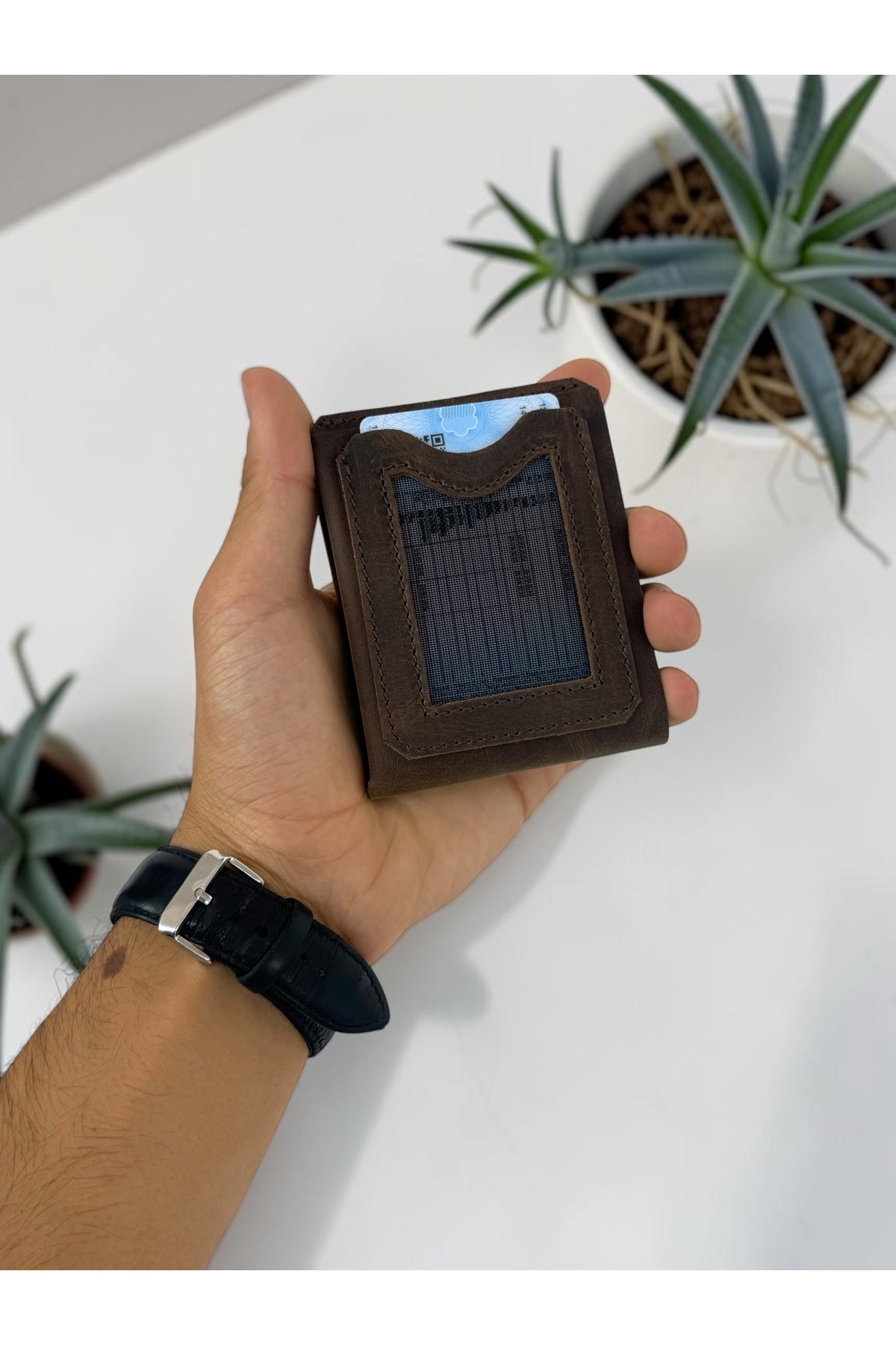 BeeBlack %100 Hakiki Deri CLARK Model Erkek Cüzdan - Mıknatıslı Şık Minimalist Cüzdan görsel 2
