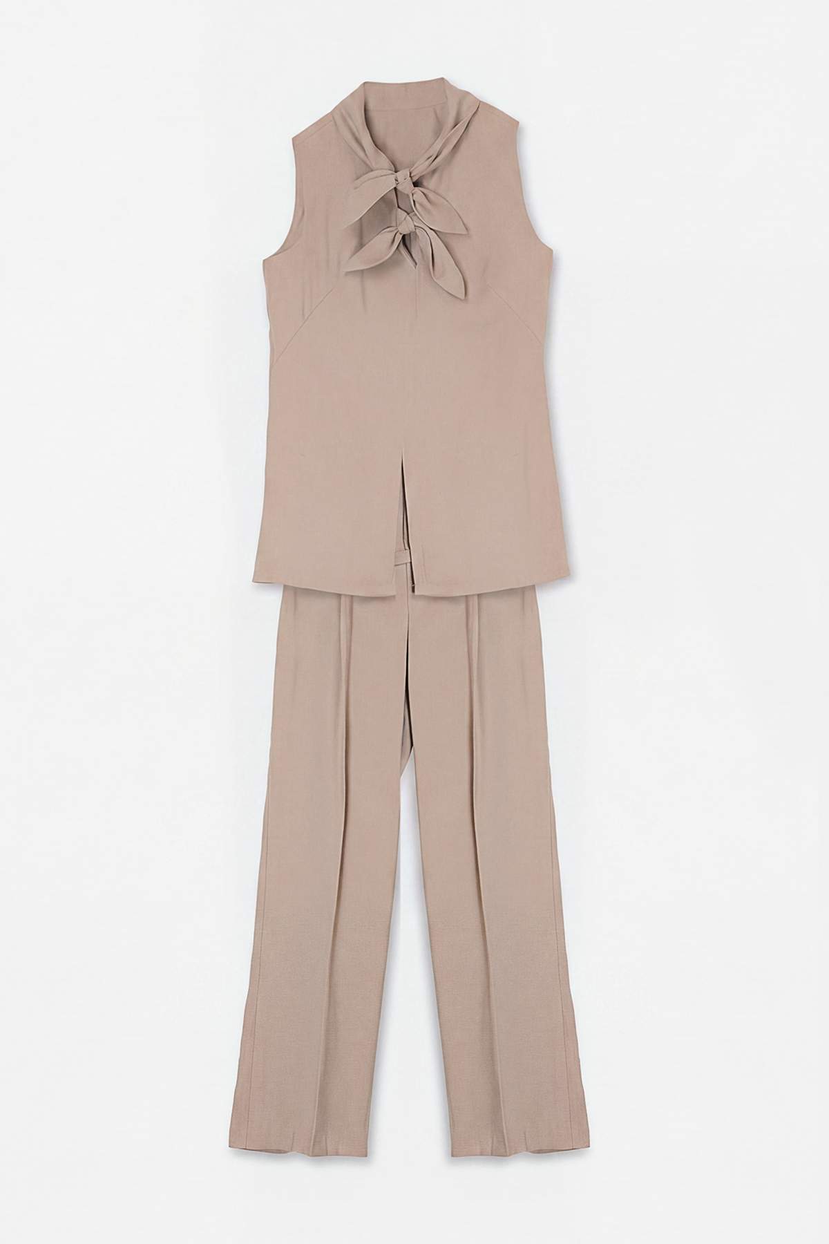 Drop by Trendyolmilla Vizon Yakası Fiyonklu Yırtmaçlı Fermuarlı Bluz Beli lastikli Piliseli Pantolon TDRSS26AU00060