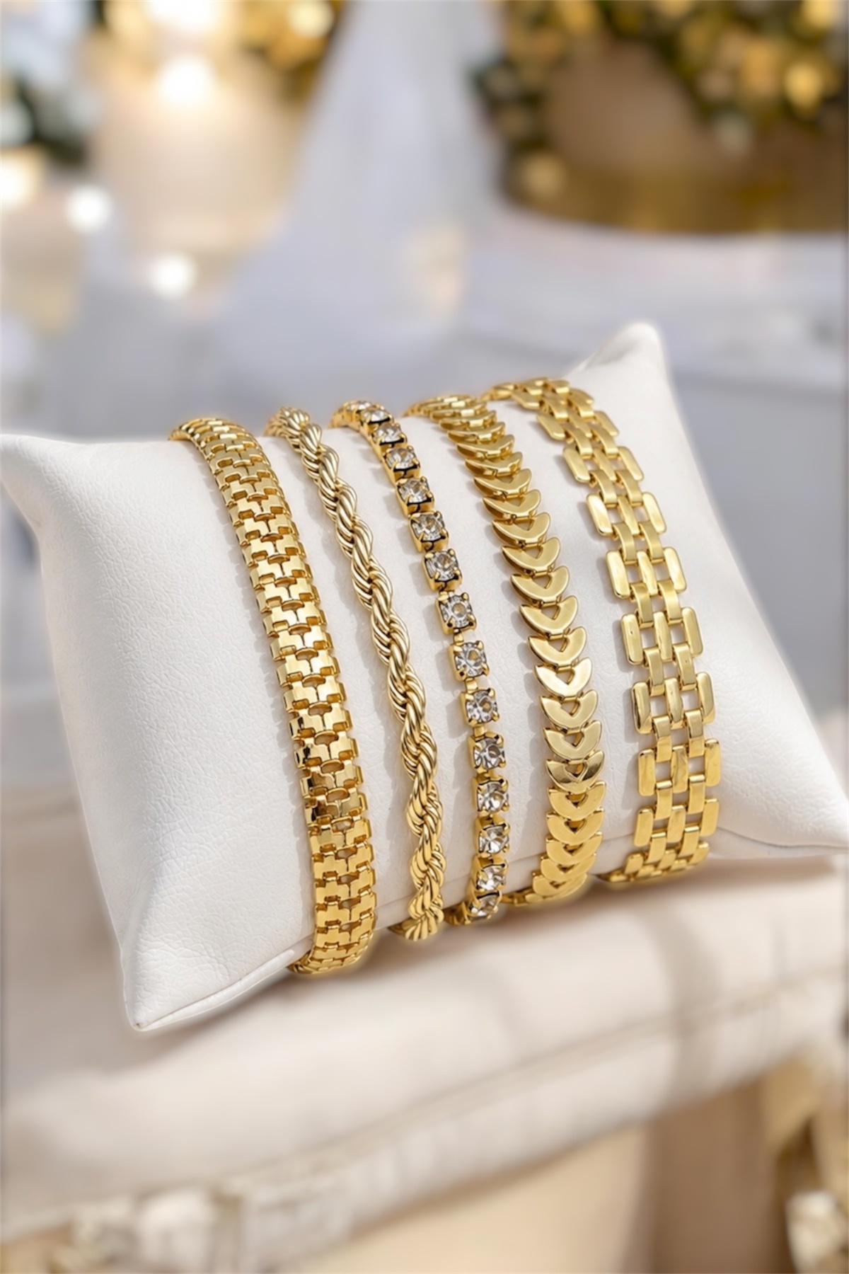 5-Piece Zircon Stone & Fish Back Detail Women's Bracelet Set