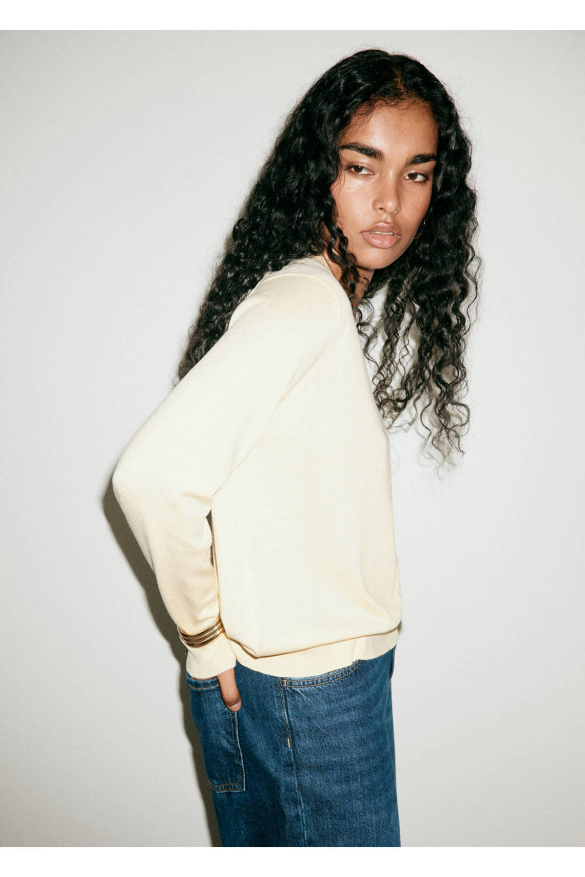 ژاکت بافتنی یقه V