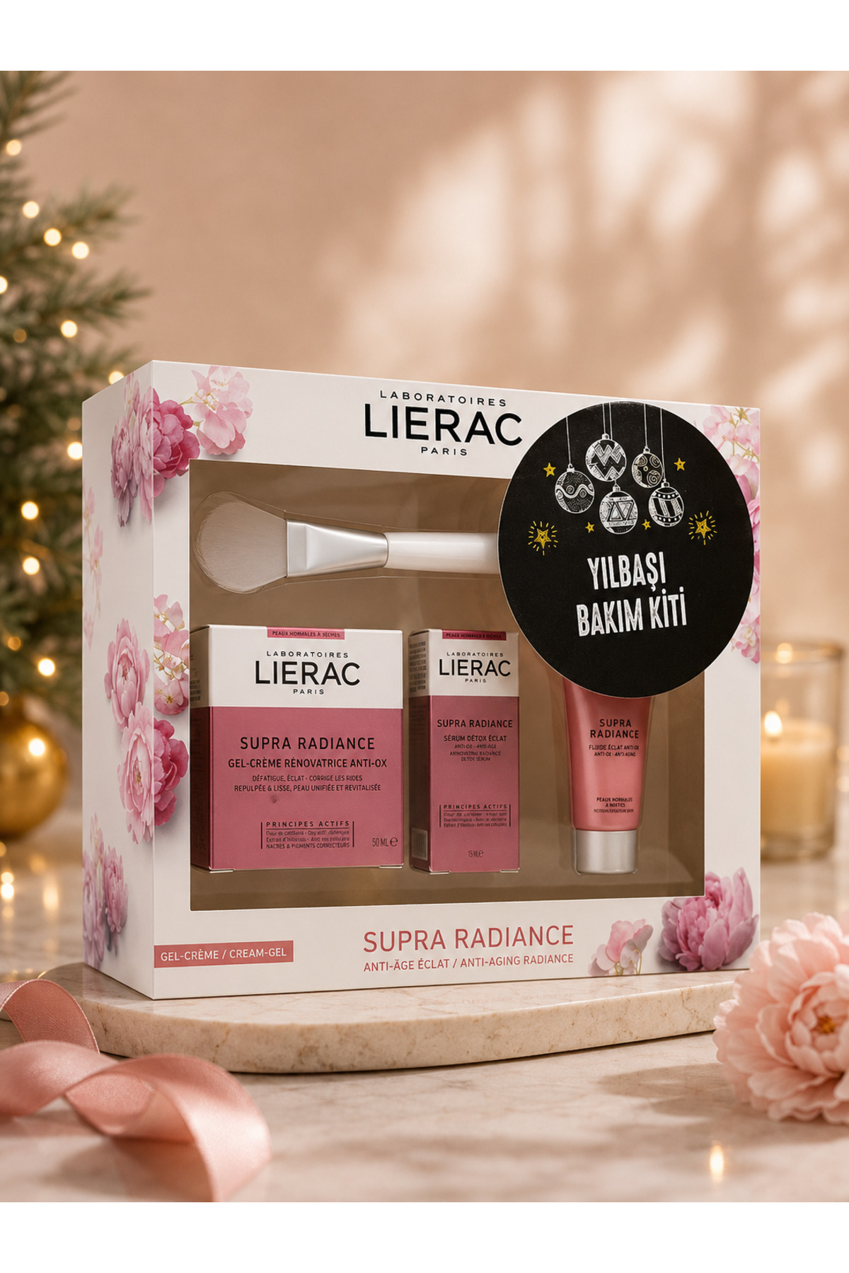 ست کرم روز ترمیم کننده و درخشان کننده ضد چروک برای پوست‌های خشک Supra Radiance