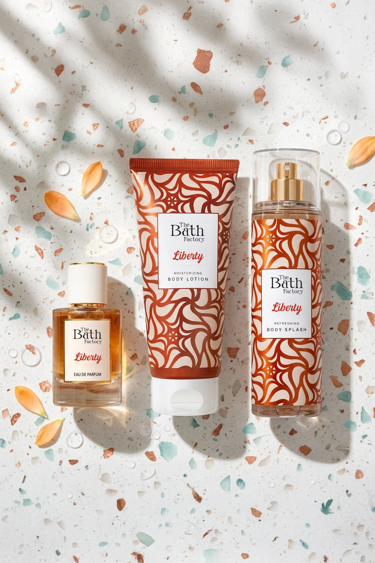 Liberty Parfüm 50 Ml + Liberty Vücut Spreyi 200 Ml + Liberty Vücut Losyonu 200 Ml Set — 12.16.41.000.014.10 — تصویر 2 از 7