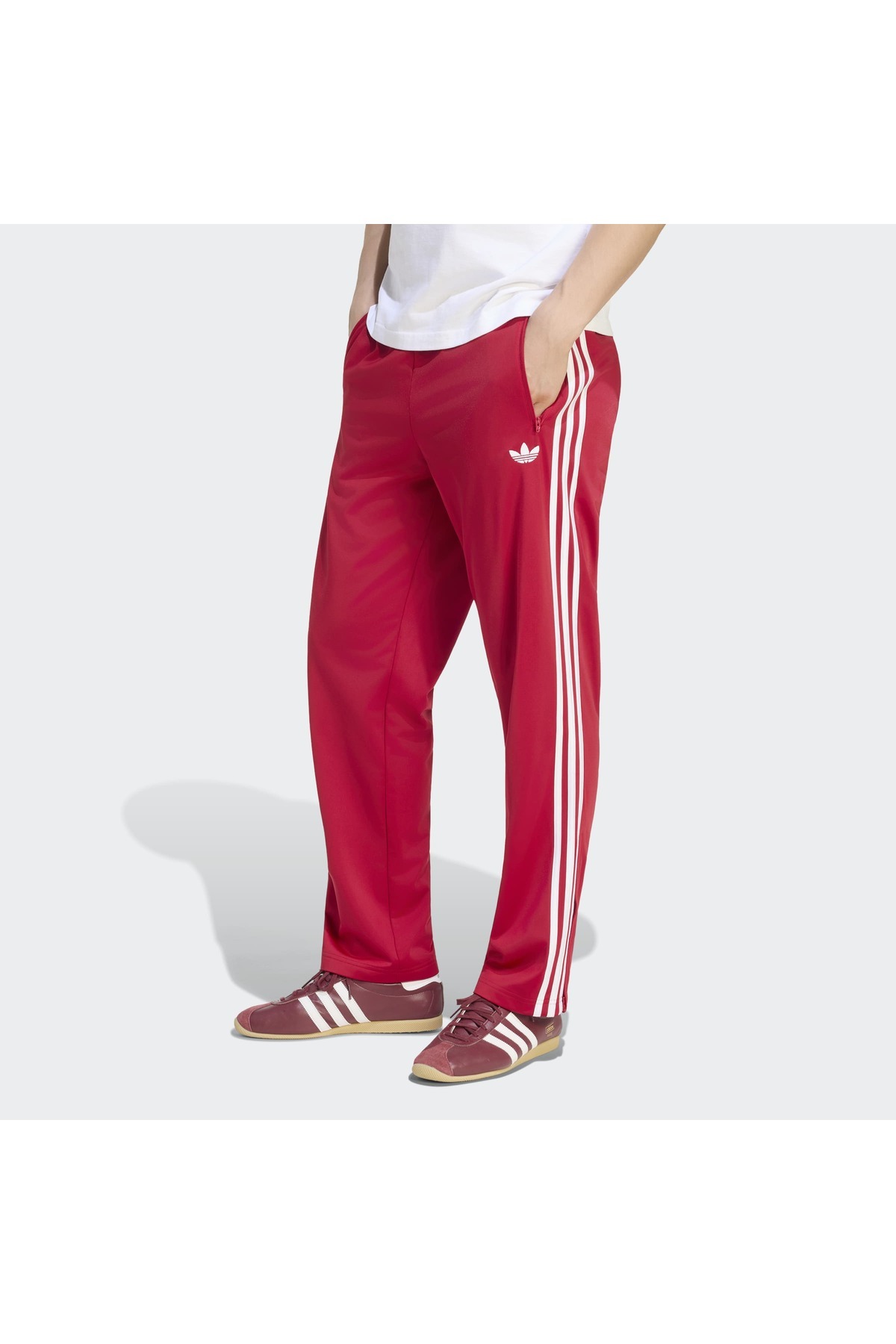 شلوار گرمکنمردانهadidasبوردو شلوار گرمکنمردانهadidasبوردو