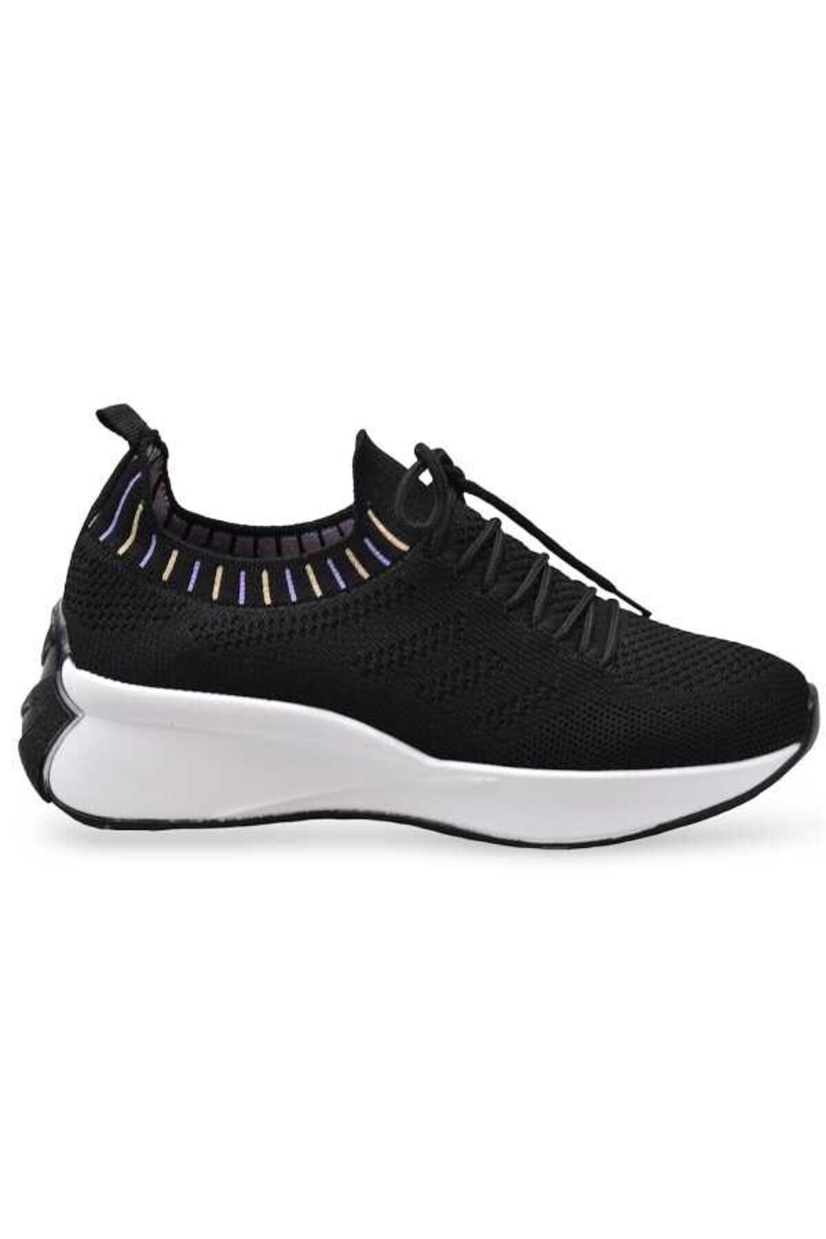 Rahat Konforlu Bağcıklı Yürüyüş Ayakkabısı Siyah Kadın Sneaker