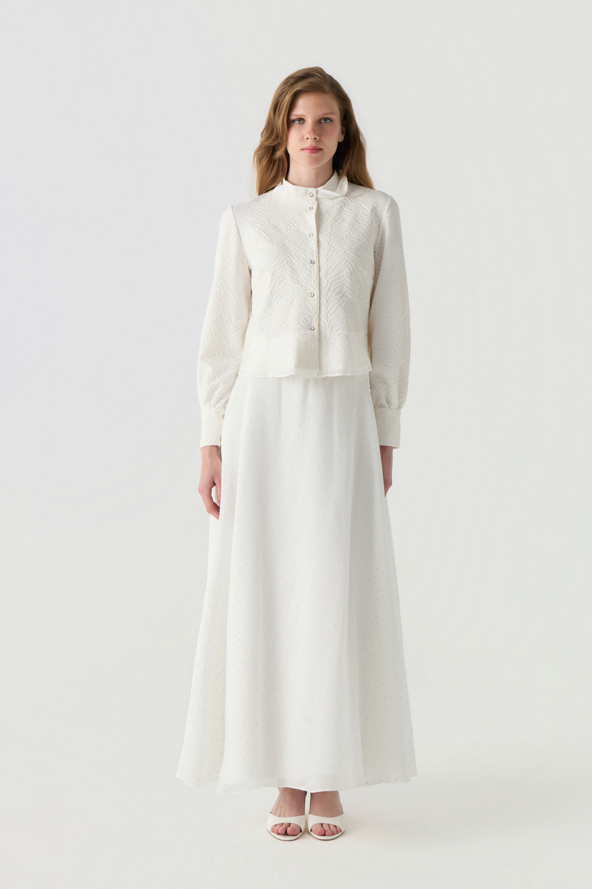 Zühre Hakim Collar Sparkle Detailed Textured Ecru Suit 1820