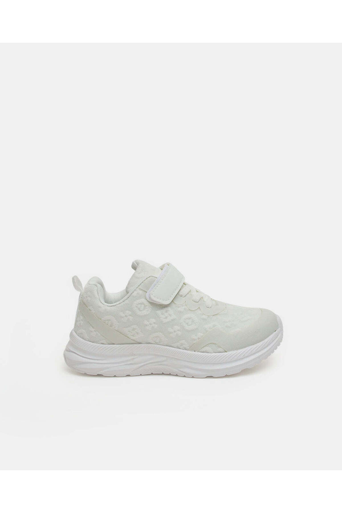 REDTAG Girls Beige Mesh Textured Low Top Sneakers