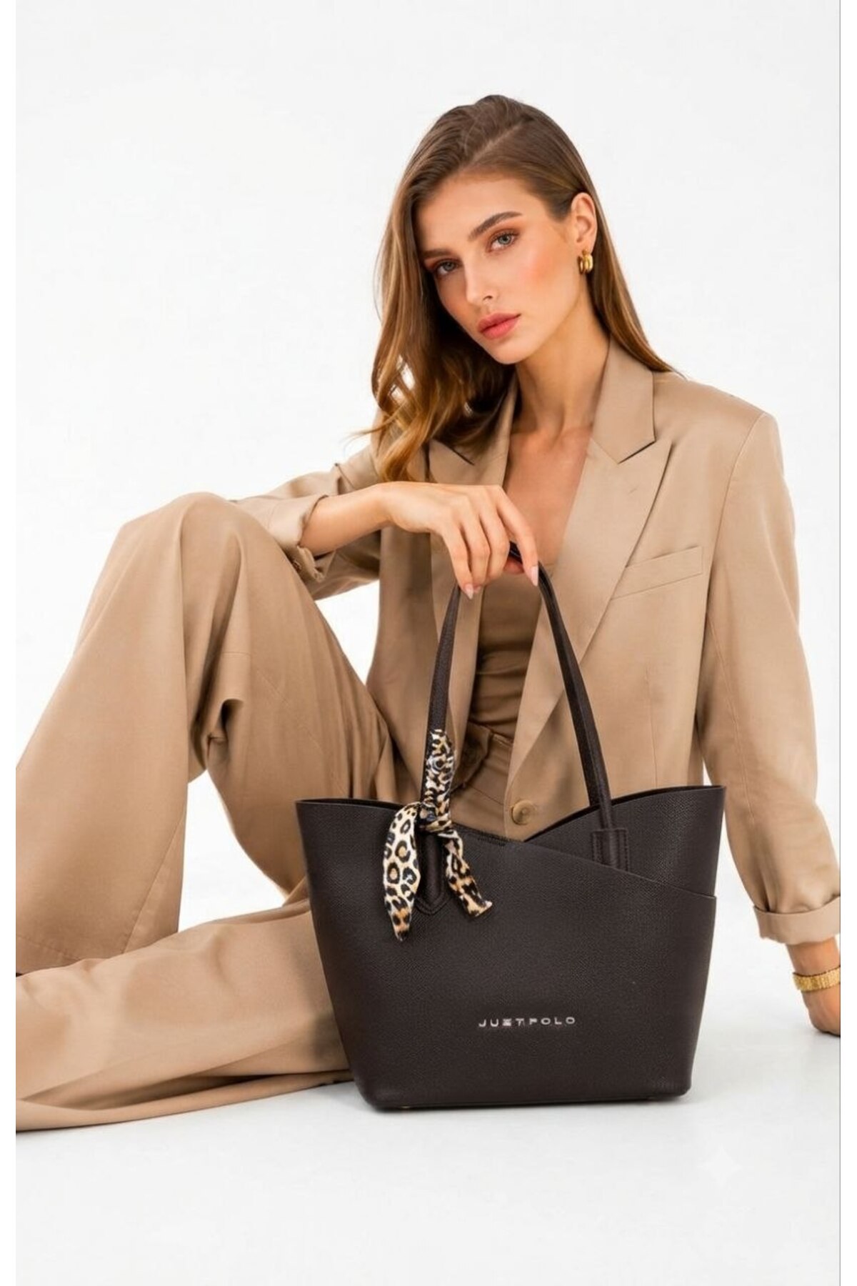 BAG SET WITH GREAT TOUCH OF 2 LARGE SIZE SHOULDER AND CROSSBODY BAG