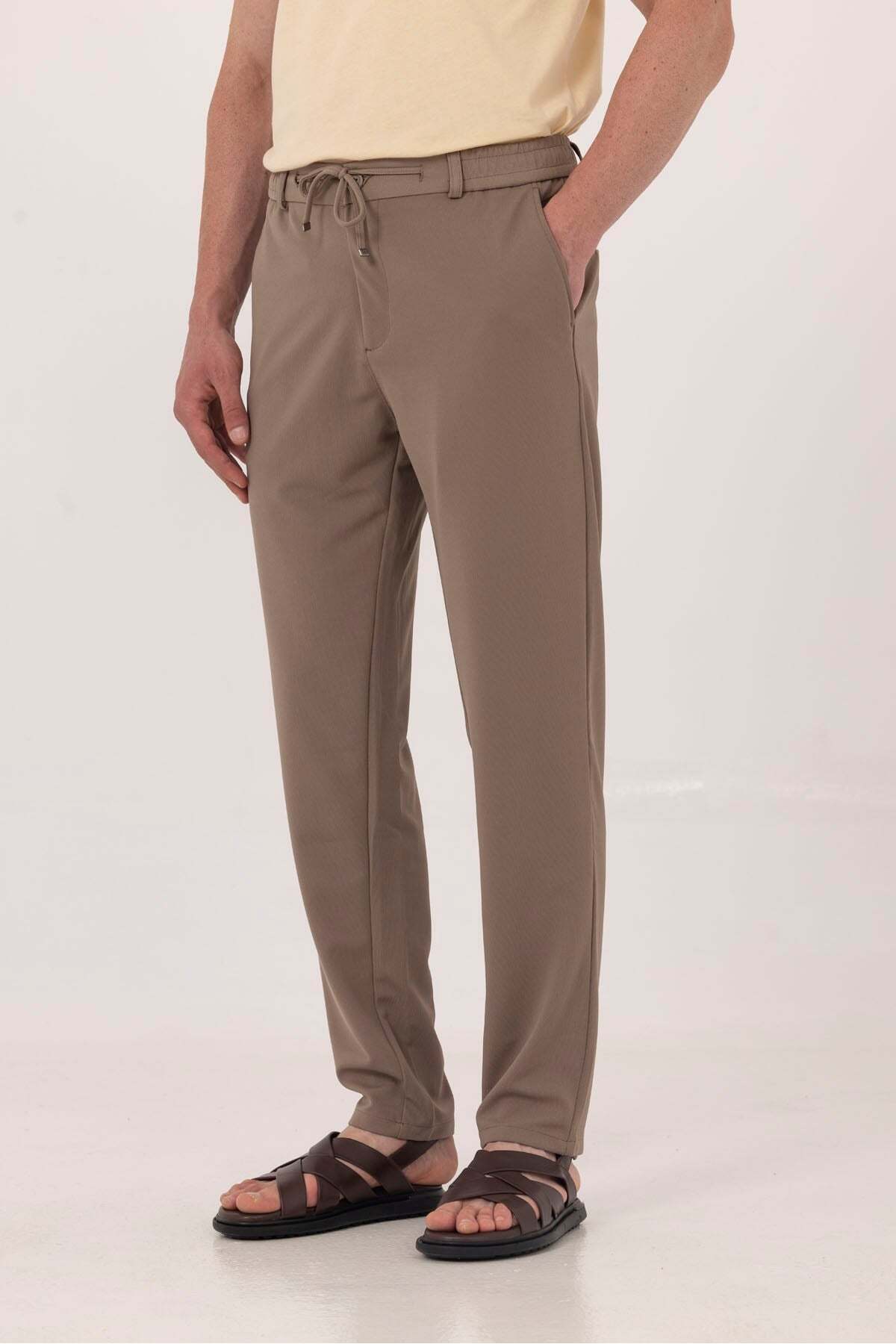 Sabri Özel Vizon Dokulu Arka Lastikli Köprü Kemerli Bağcıklı Slim Fit Jogger Pantolon görsel 3