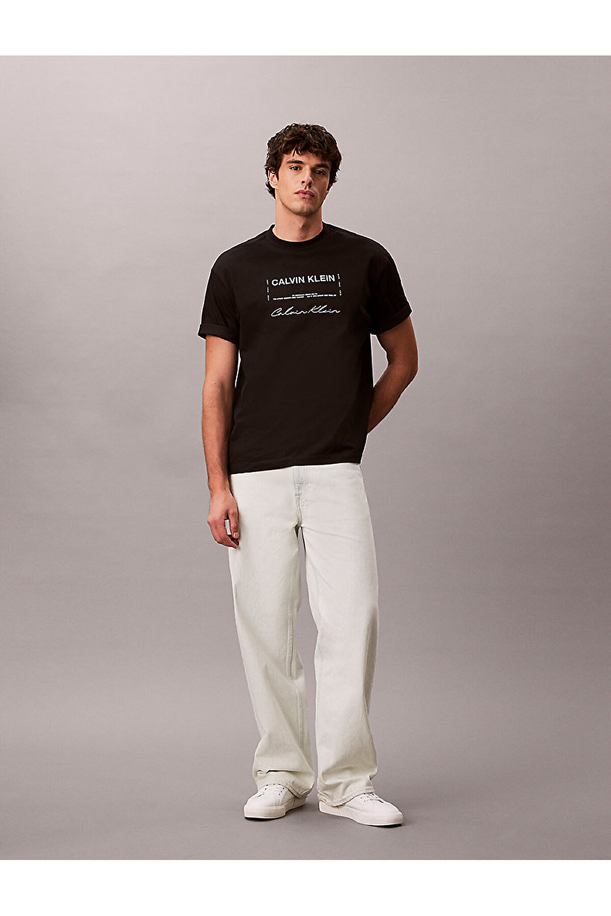 تیشرتمردانهCalvin Kleinمشکی