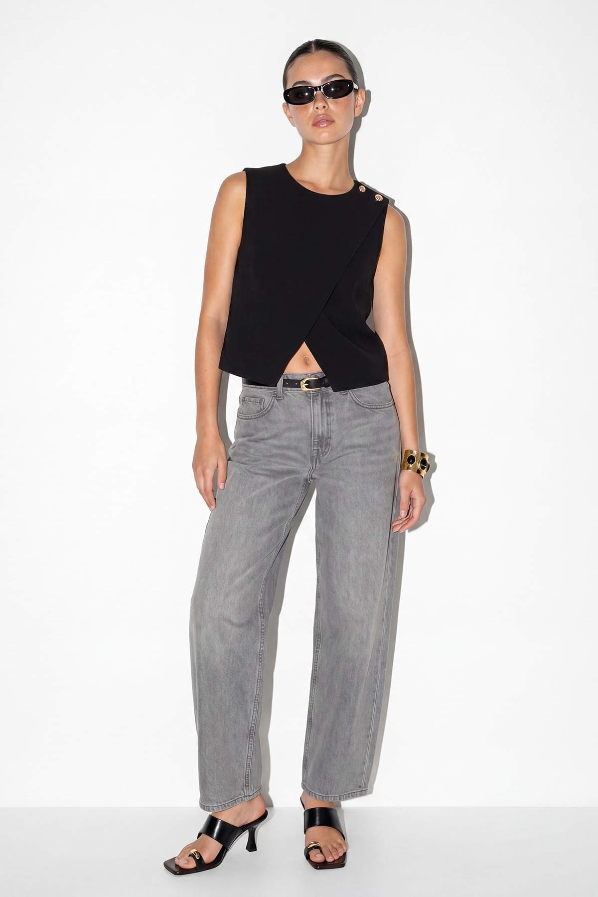 Drop by Trendyolmilla Siyah Asimetrik Kruvaze Yelek TDRSS26YE00001