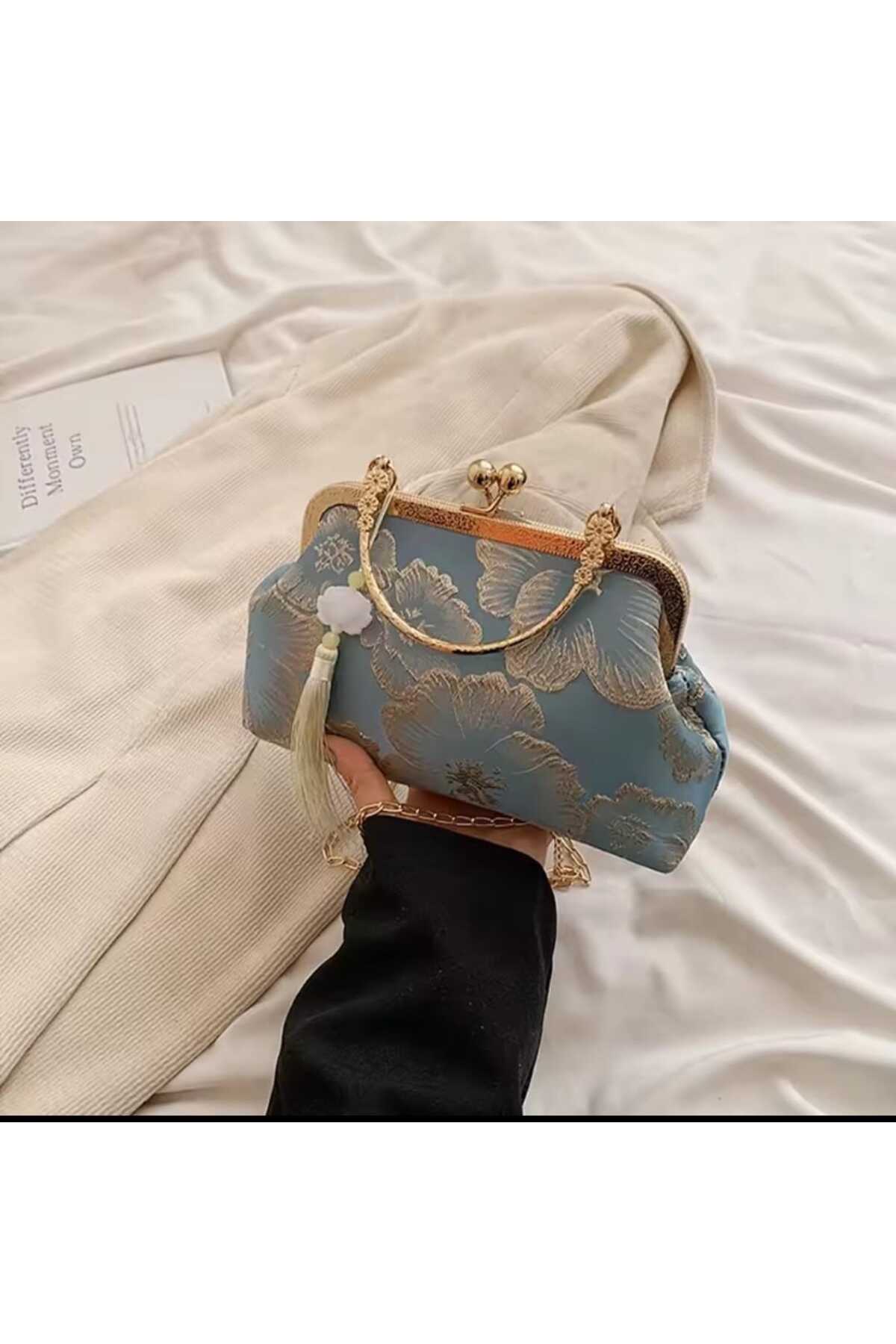 کیف زنانه ترند مدل دبره‌ای با پارچه ابریشمی جکارد، دو حالت حمل، مناسب سفر، سبک چینی شیک