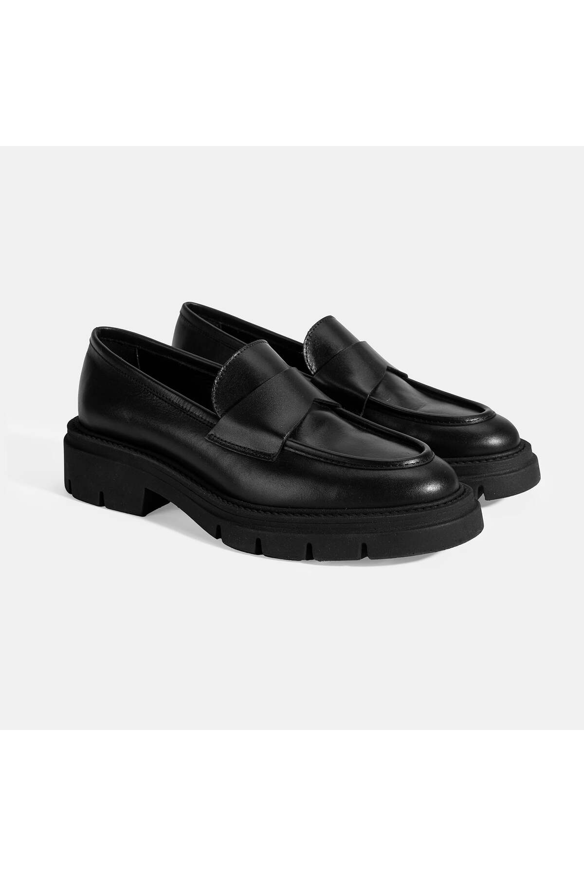 Desa Kadın Siyah Deri Loafer