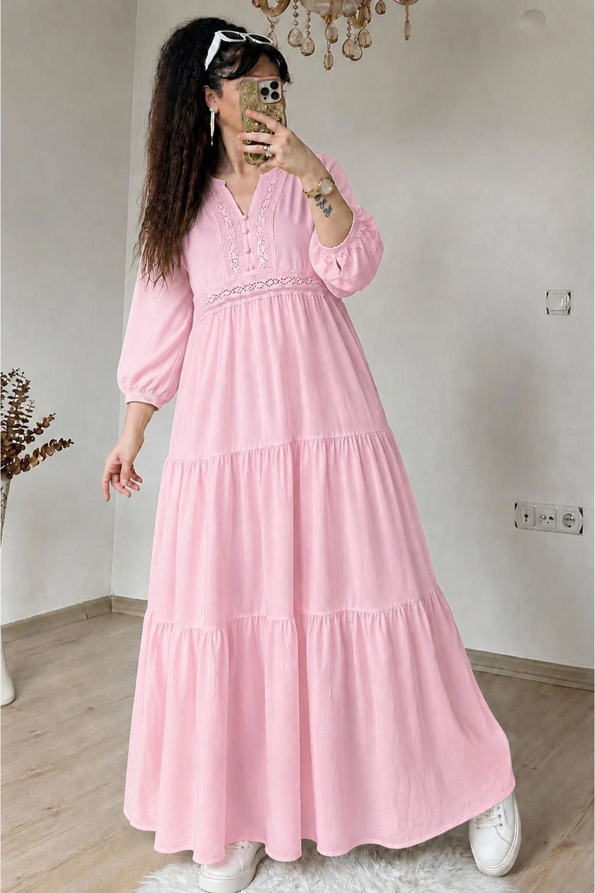 AZRA BUTİK Eteği Fırfırlı Dantel Şerit Detaylı Elbise Pembe