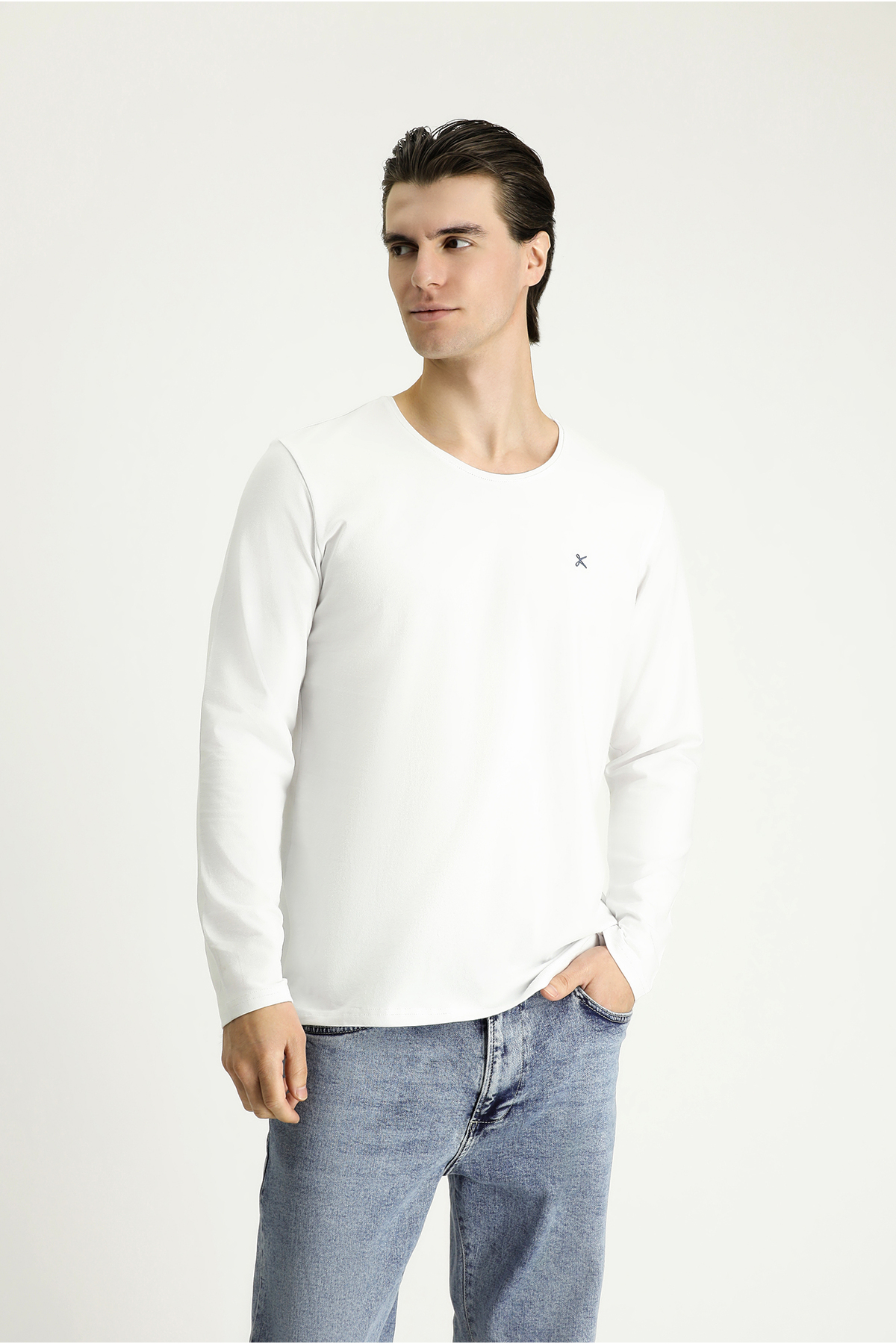 Kiğılı Bisiklet Yaka Slim Fit Dar Kesim Pamuklu Sweatshirt — سفید 685695