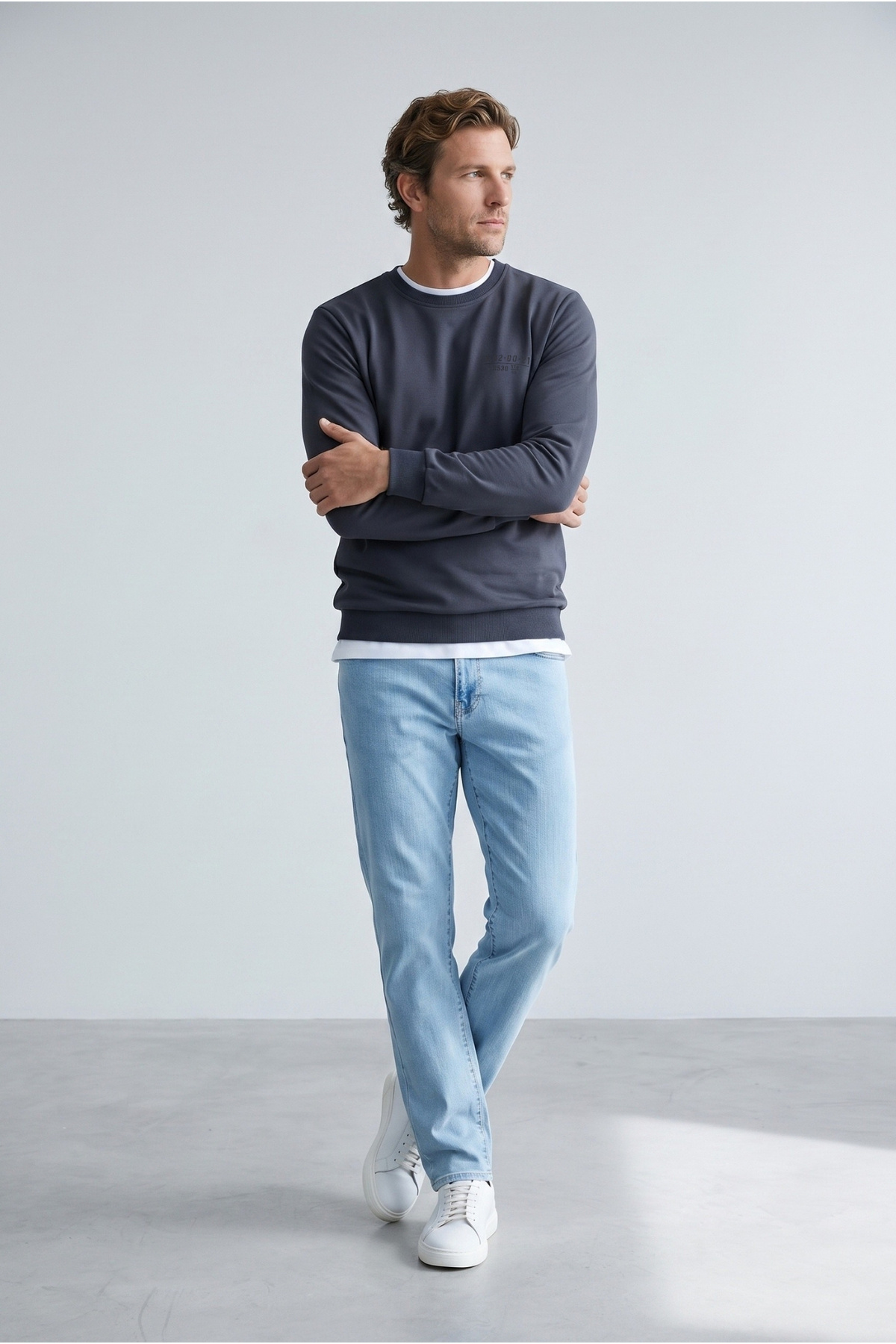 Kiğılı Bisiklet Yaka Regular Fit Baskılı Pamuklu Sweatshirt görsel 4
