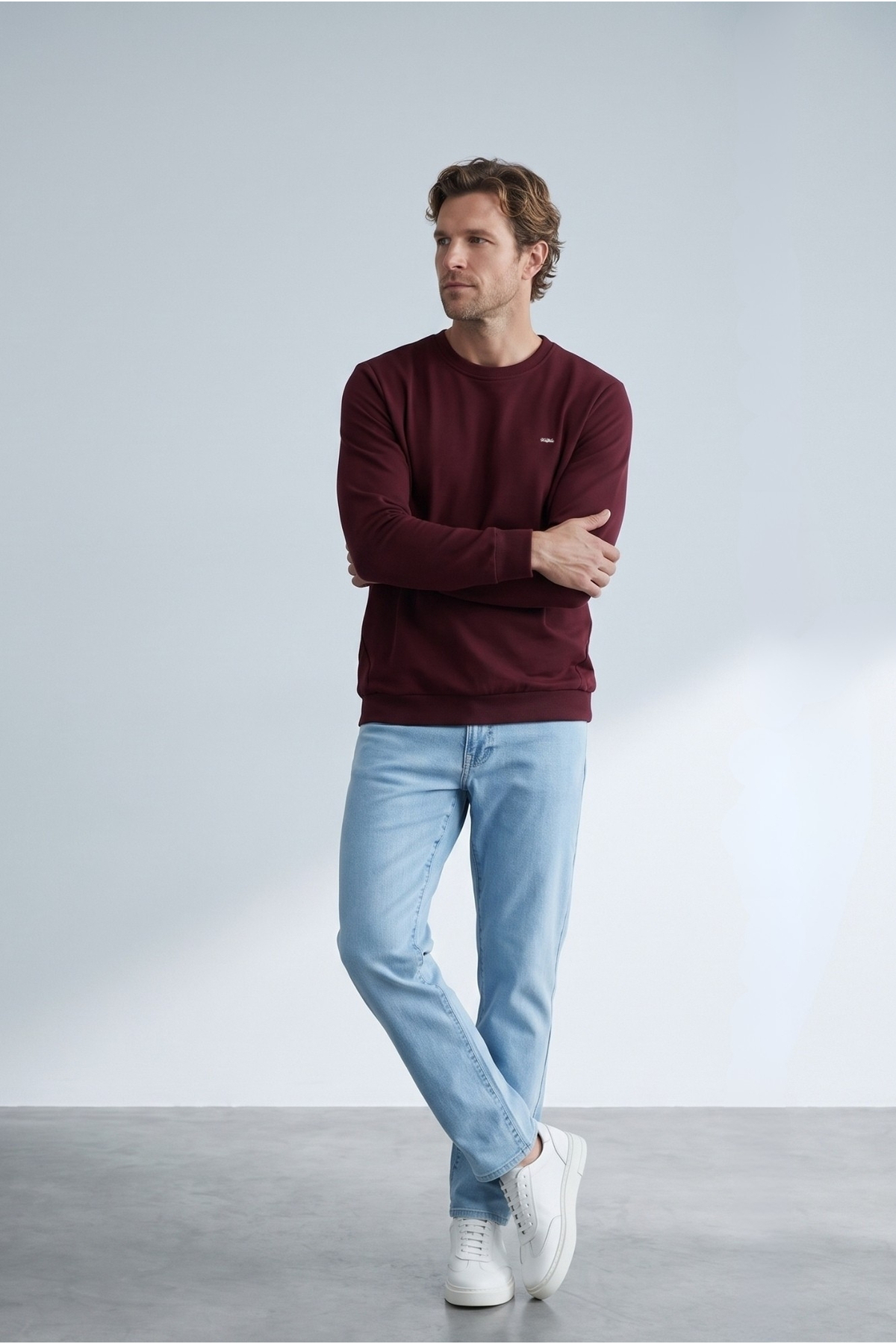 Kiğılı Bisiklet Yaka Regular Fit Nakışlı Pamuklu Sweatshirt görsel 4