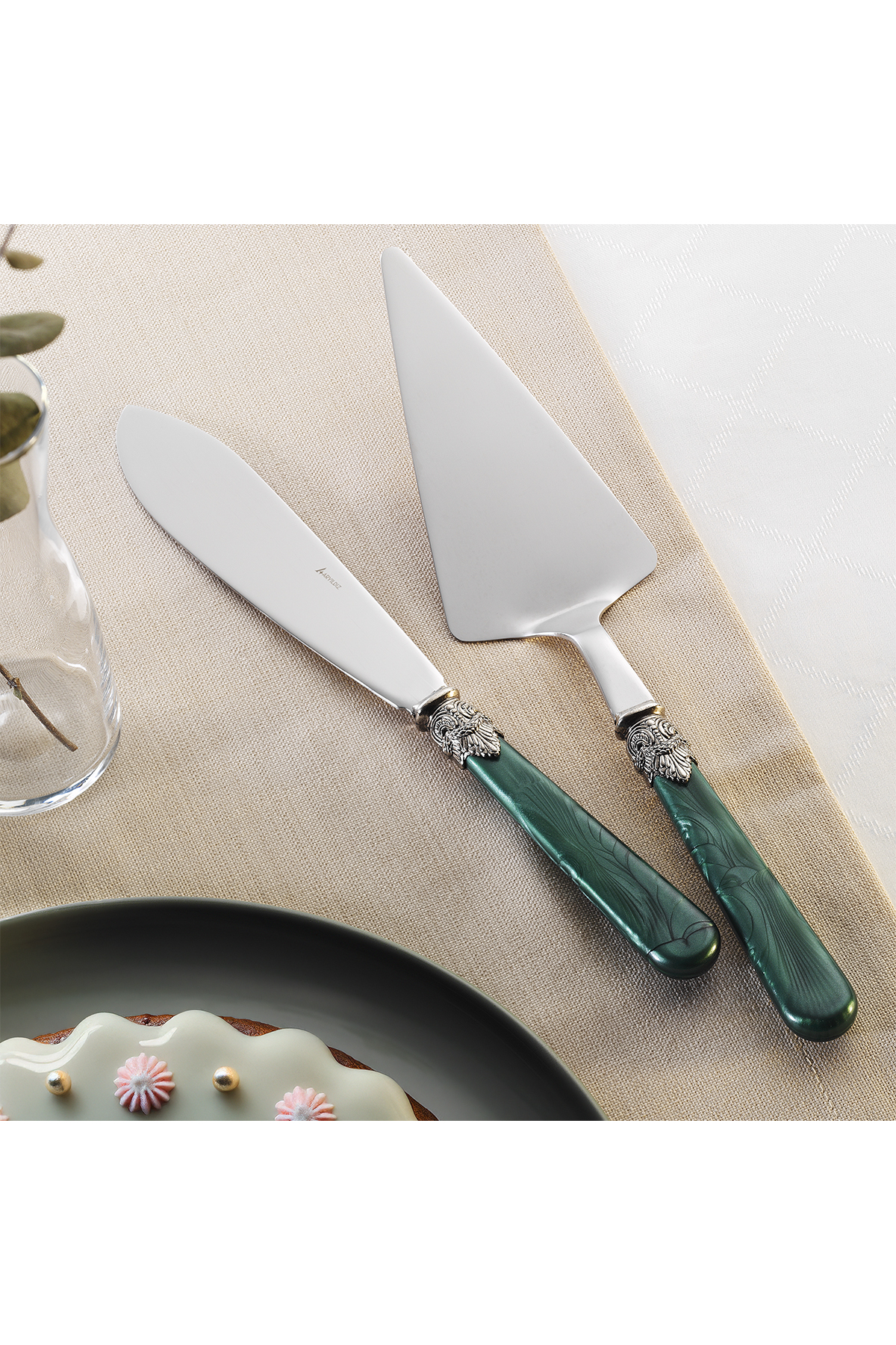 Positano 2 Piece Cake Serving Set Green