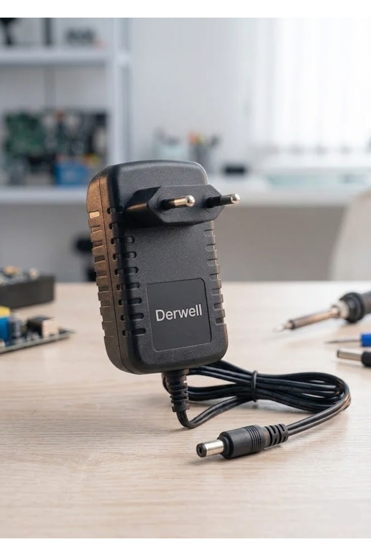 5 Volt - 2 Amper 3.5*1.35 Mm Uçlu Plastik Kasa Priz Tipi Adaptör (Android Box ) 7 Port/4 Port 2.0 Uyumlu Dc Adaptör