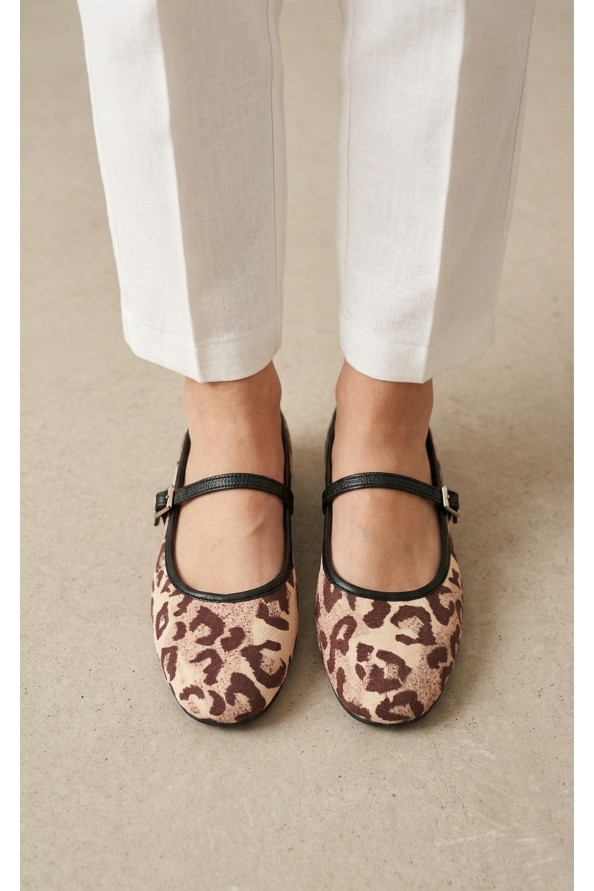 Women's Flat Leopard Pattern Belted Belted Lightweight Comfortable Stylish Business Office Casual Shoes