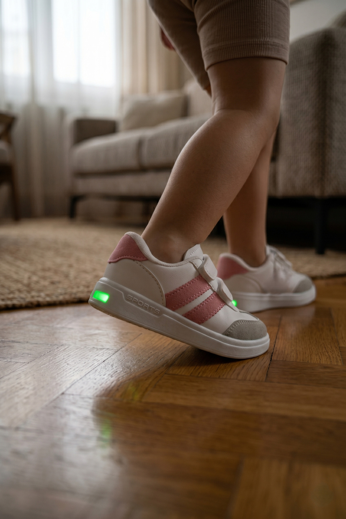 Powder White Children's Illuminated Sneakers