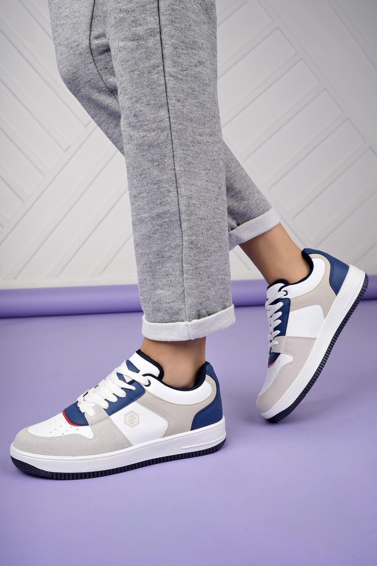 Rahat Bağcıklı Günlük Spor Ayakkabı Kadın Sneaker Beyaz-Lacivert