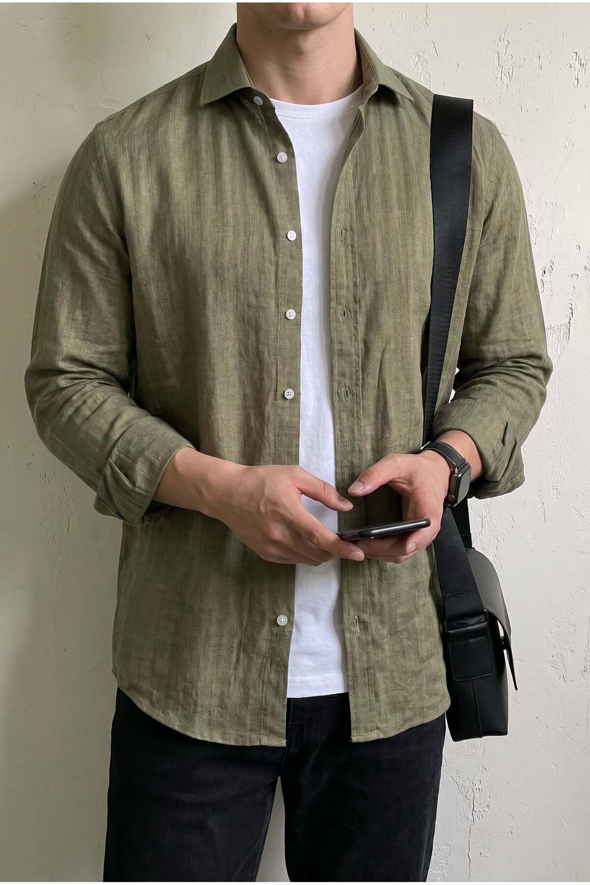 VACHT Berlin khaki color vertical stripe fabric patterned textured regular comfortable fit shirt