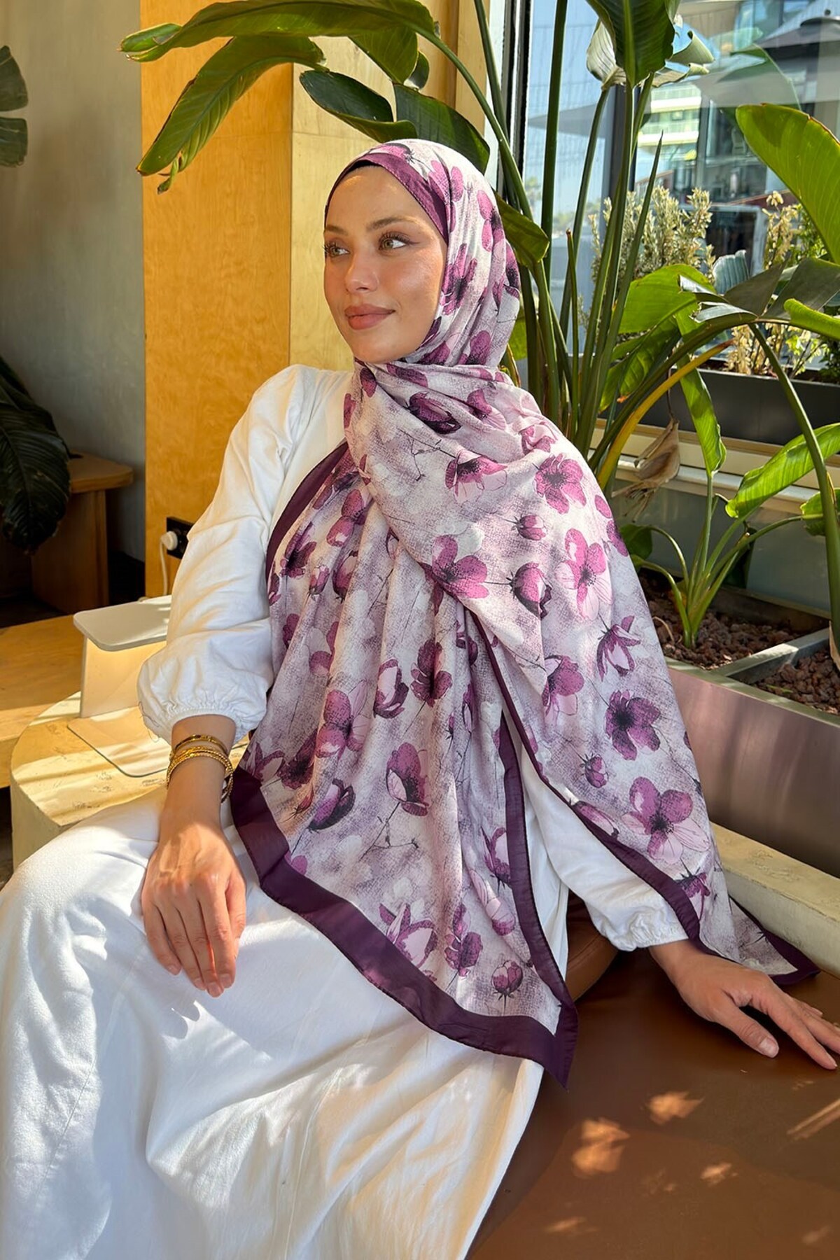 lamelif Çiçek Desen Lara Soft Şal Mürdüm görsel 3