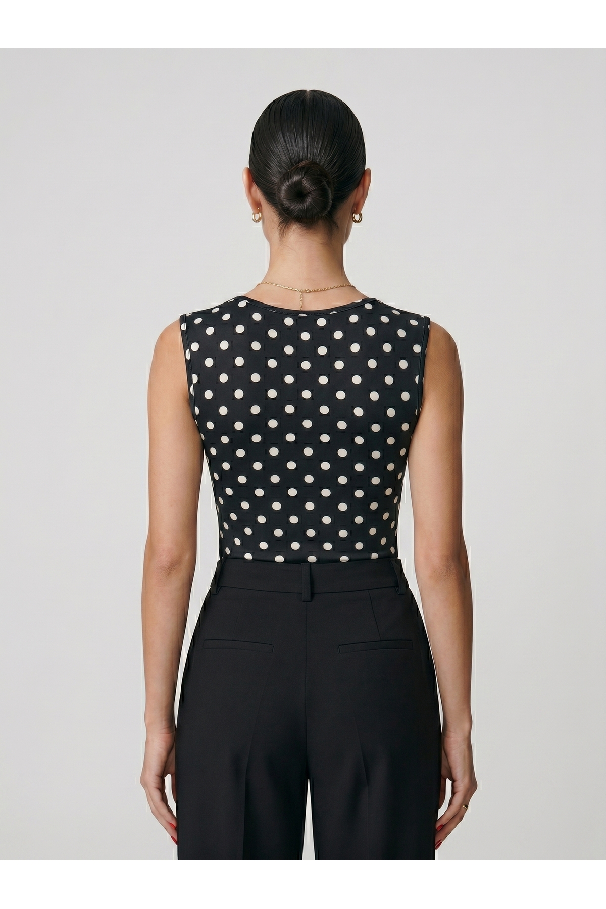 Kadın Degaje Yaka Puantiyeli Çıtçıtlı Body Likralı Bodysuit - Siyah 4