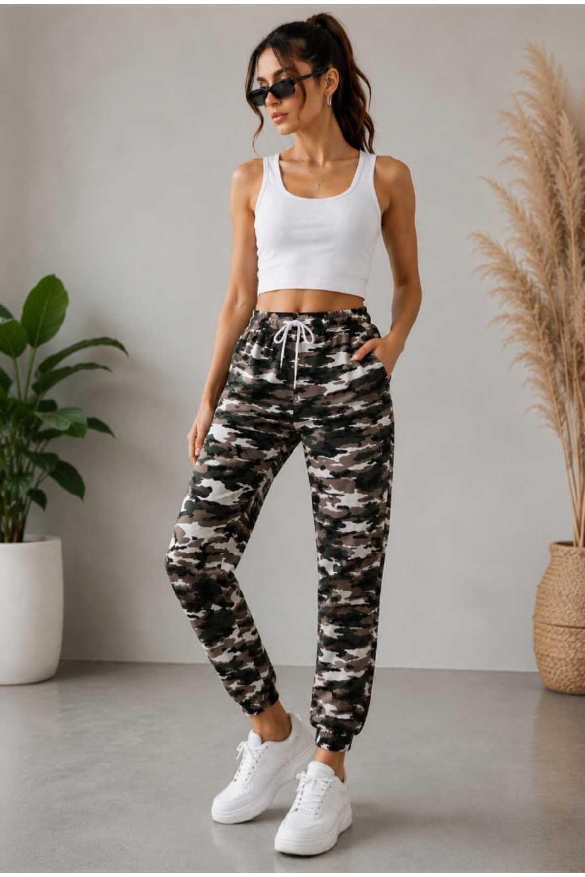 شلوار استتار طرح خیابانی با جیب‌های کمر کشی و بند کشی — سفید camouflage1
