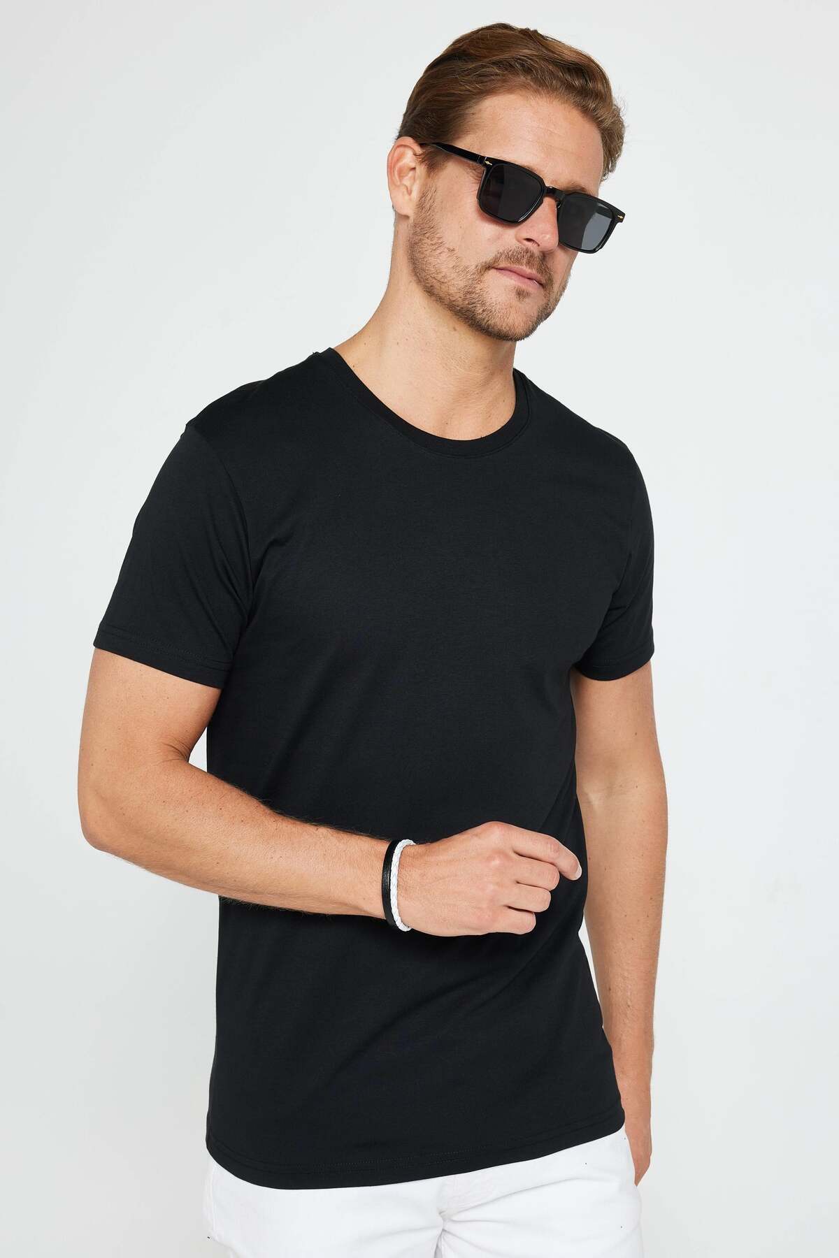 Tudors Unisex 5'li Paket Siyah-Gri-Lacivert-Beyaz-Yeşil Slim Fit Dar Kesim %100 Pamuk Bisiklet Yaka Tişört görsel 2