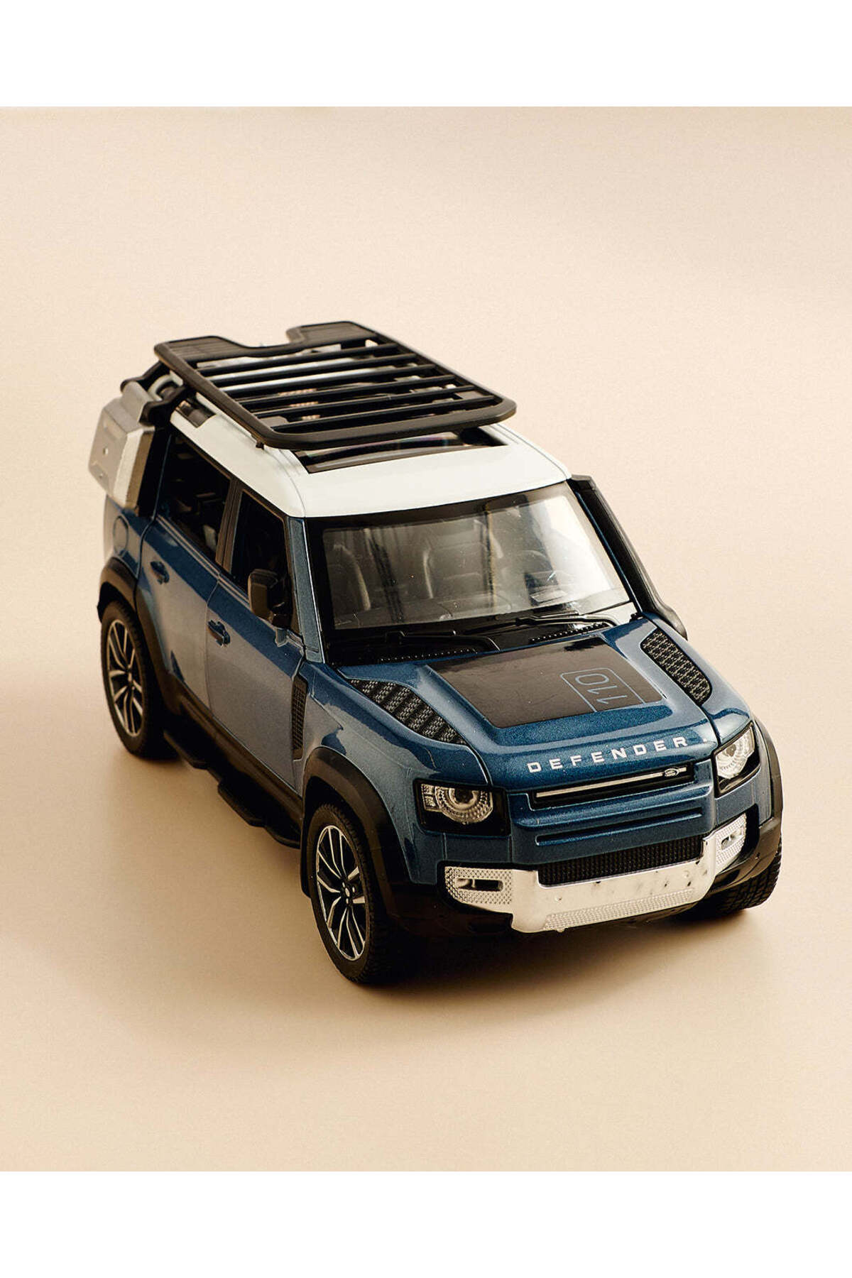 REDTAG Assorted 1:24 Land Rover Defender 110 Die-Cast Model Car