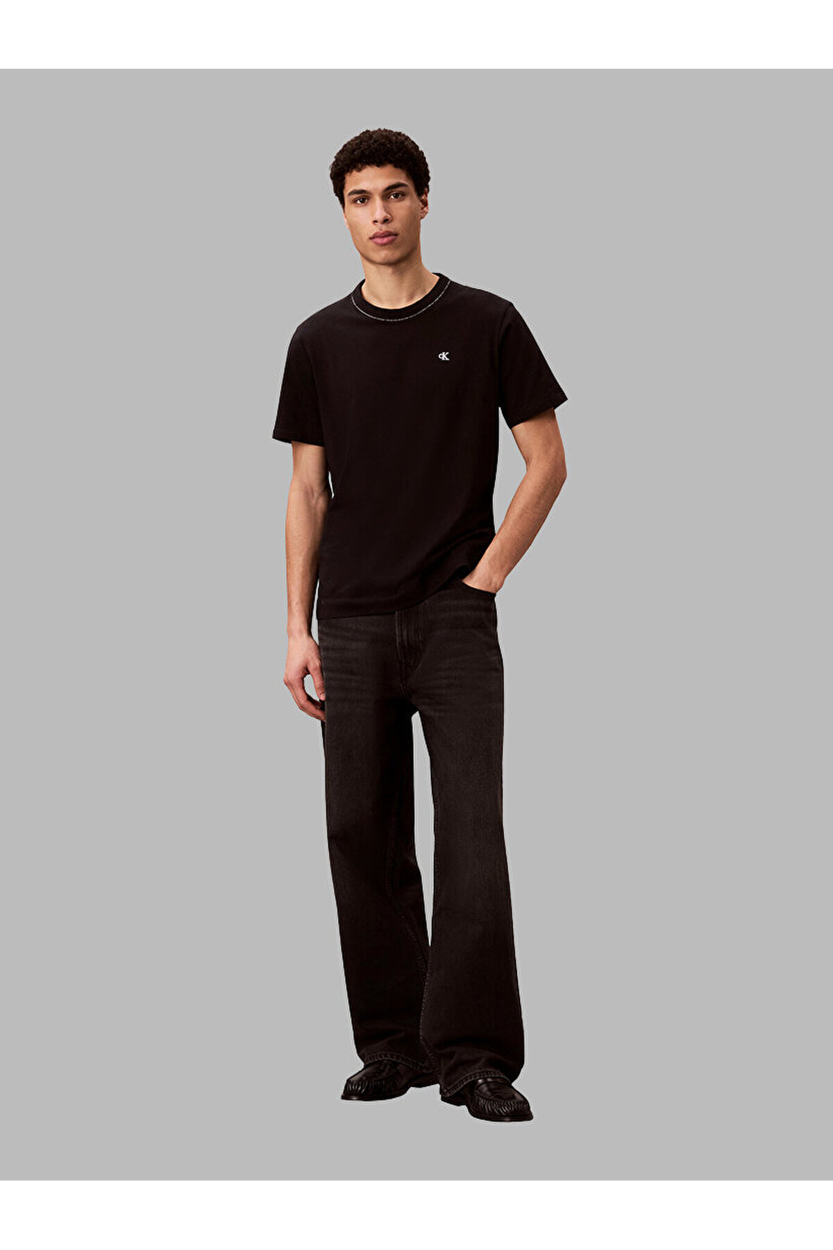 تیشرتمردانهCalvin Kleinمشکی