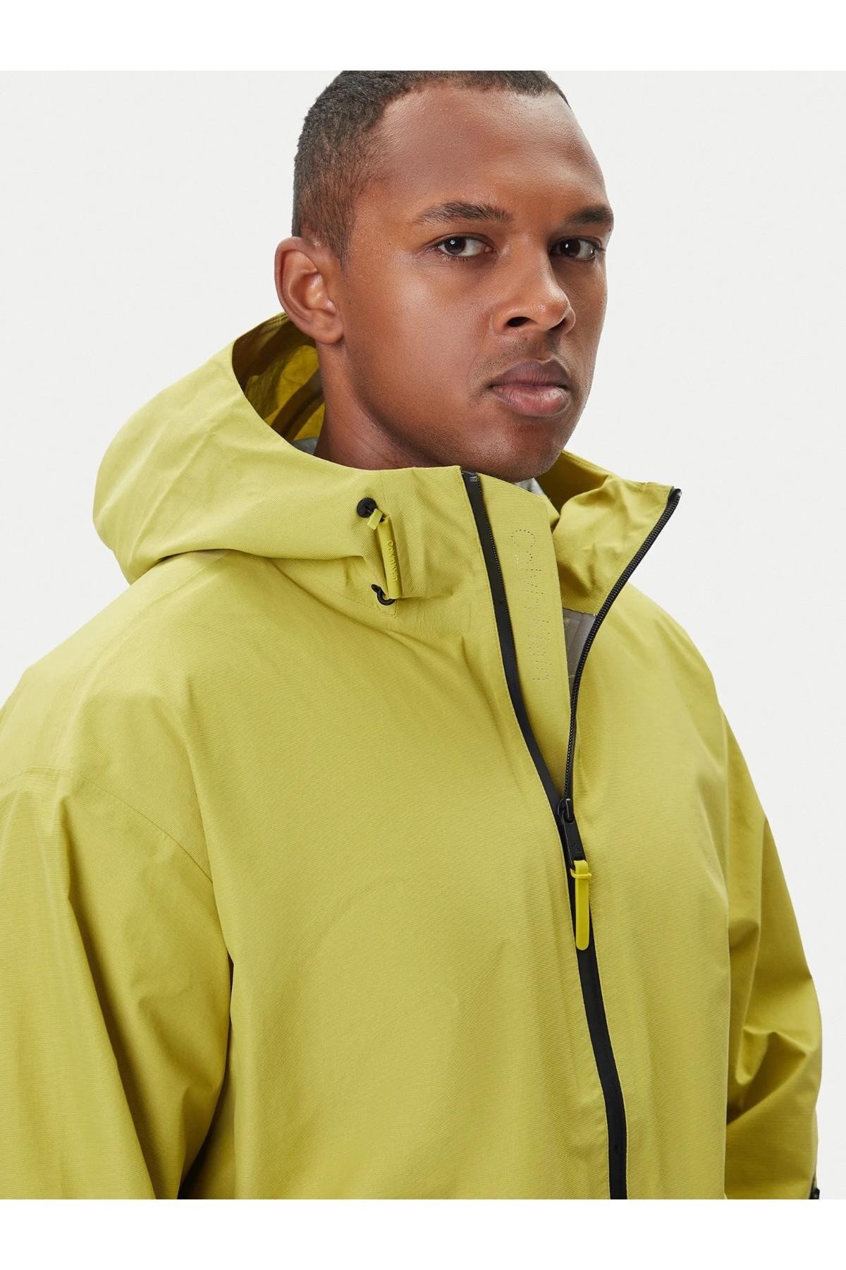 کاپشن مردانه اسپرت Ck Lv04rc509g Ls Nylon Oxford Rlxd — رنگارنگ CK 2873 — تصویر 4 از 6