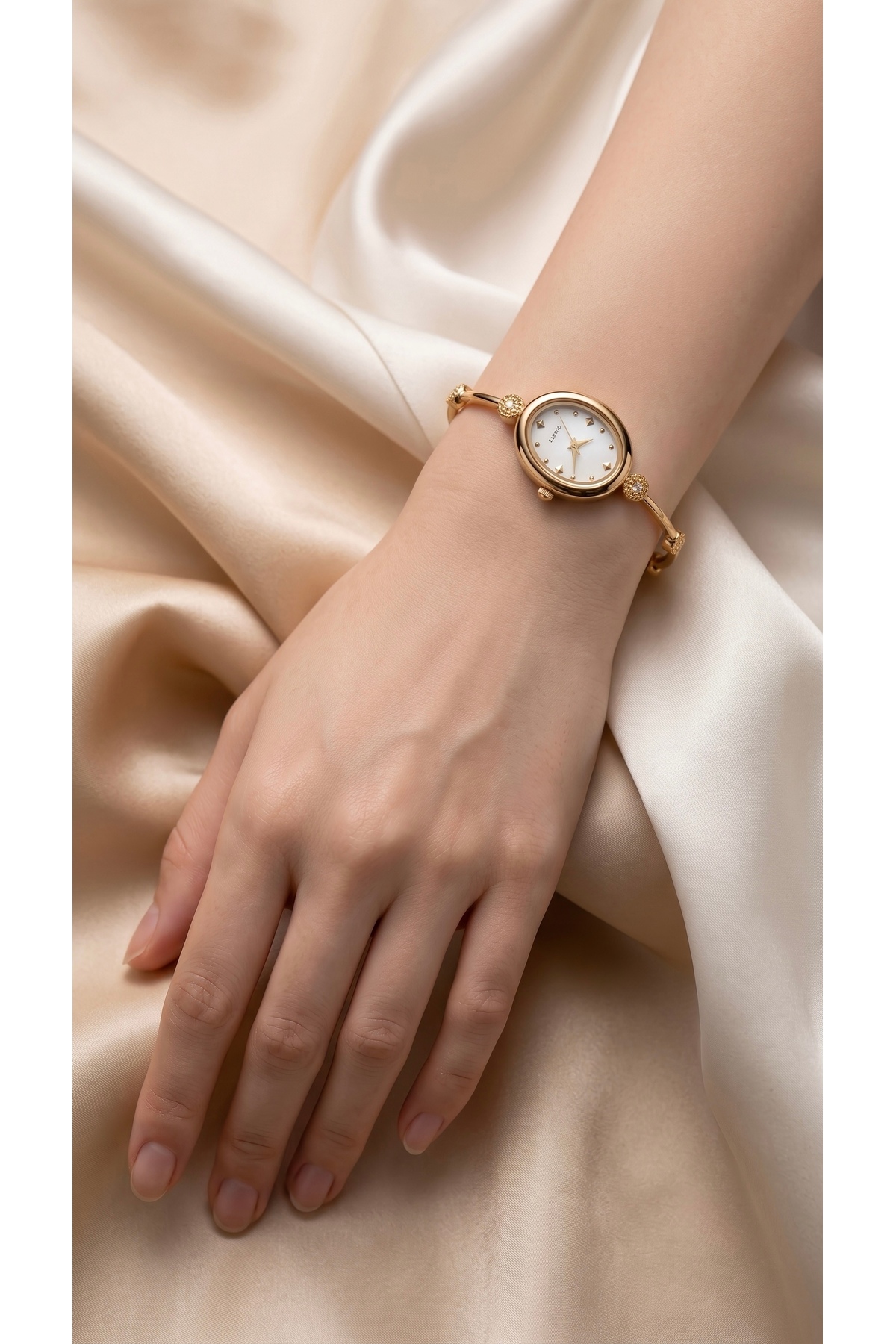 KLISHE Butik Kadın Çelik Saat Gold Renk Premium Tasarım Luxury Vintage Klasik Zarif Şık Old Money Kadın Kol Saati | Limited Edition 2026 görsel 4
