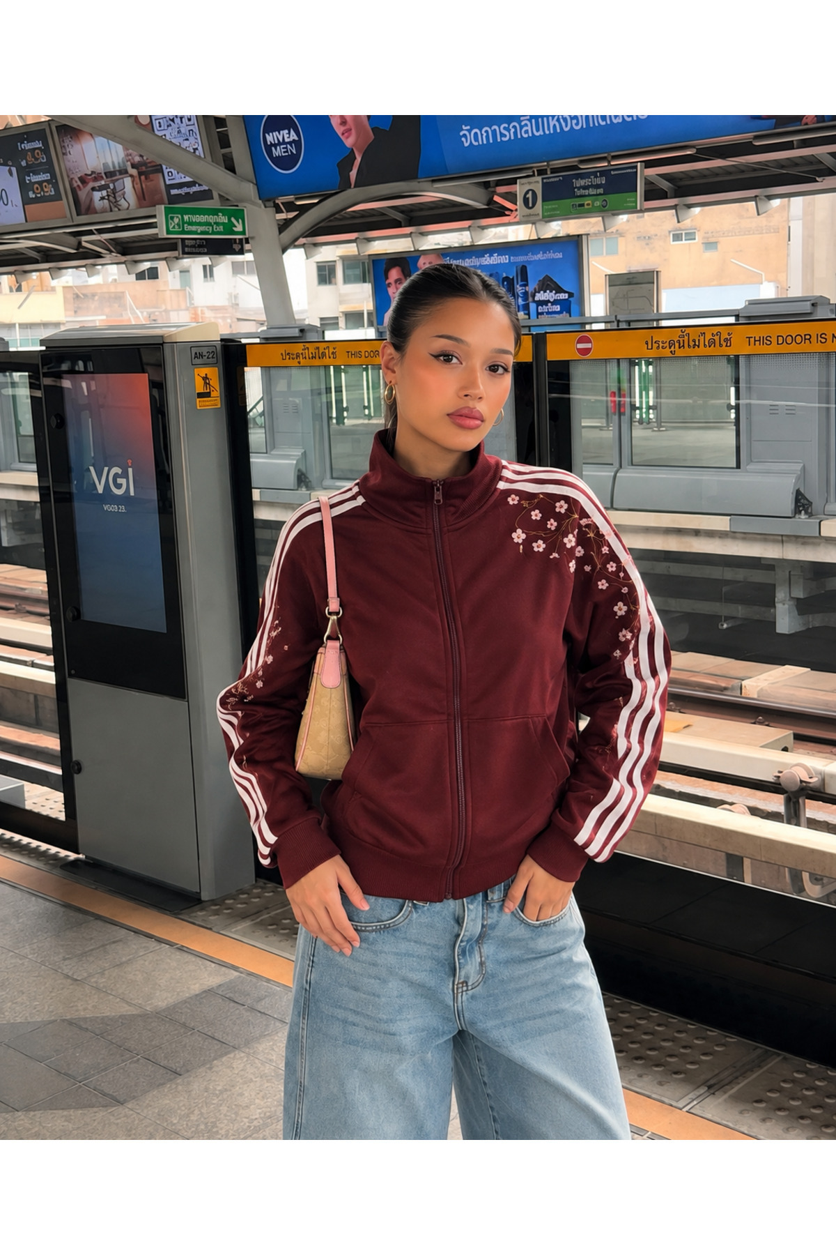 Weekeep Sakura Nakışlı Trend Unisex Femuarlı Hırka Streetwear Y2K görsel 3