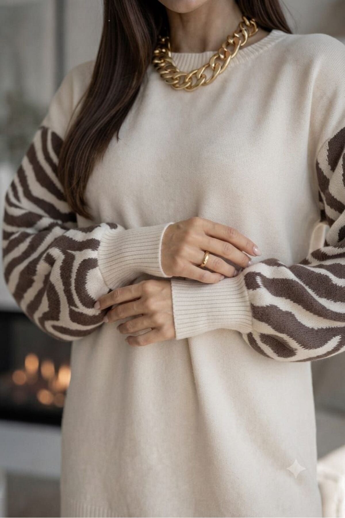 ZERELLE COLLECTİON kadın ekru renk kol detaylı zebra desen triko kazak tunik görsel 3