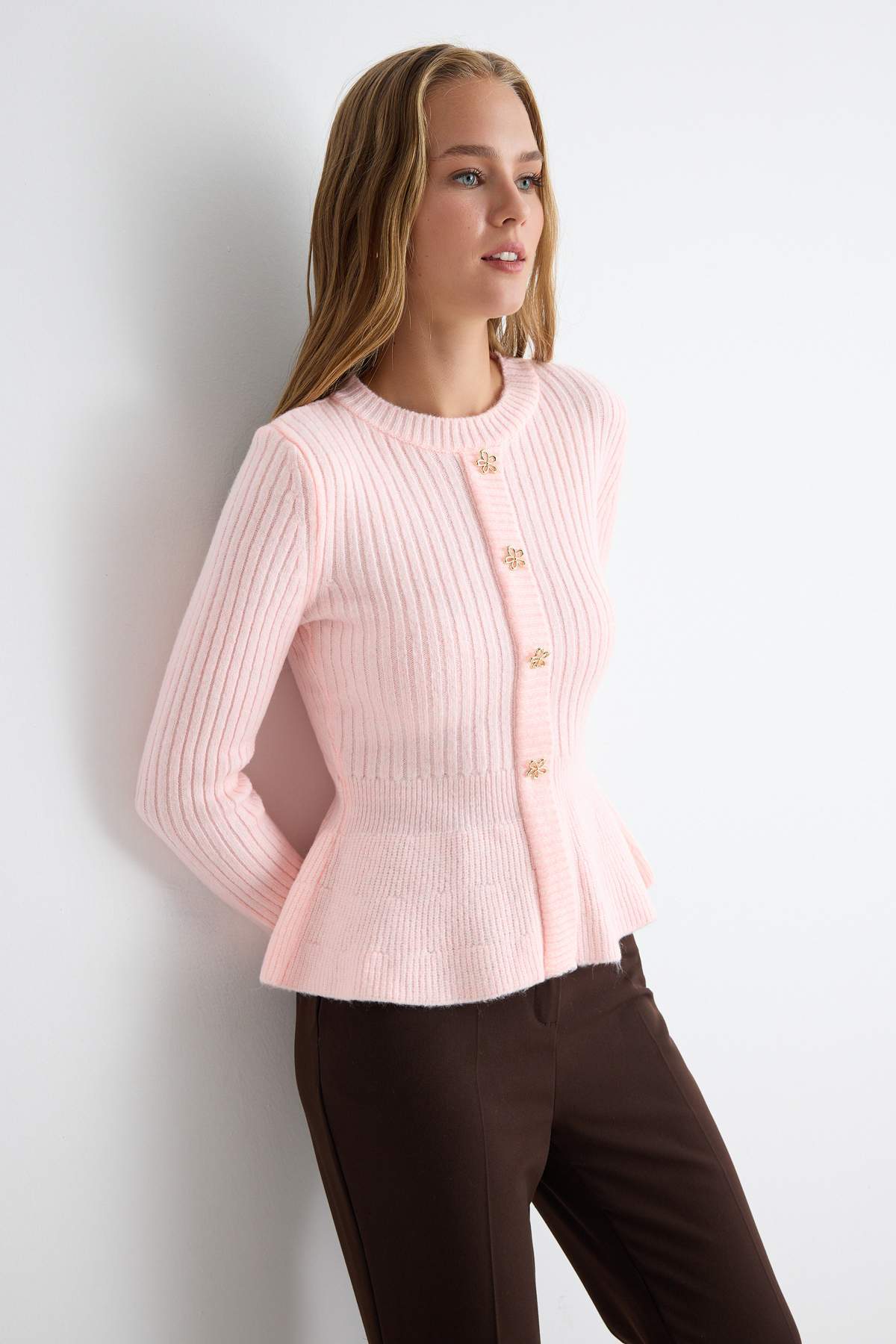 Trendyolmilla Pembe Yumuşak Dokulu Bisiklet Yaka Peplum Bel Oturmalı Triko Kazak TWOAW27KZ00235
