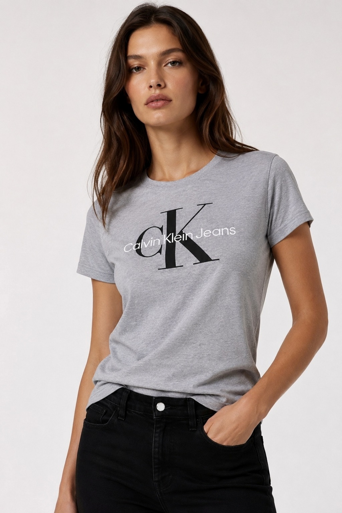 تیشرتزنانهCalvin Kleinخاکستری