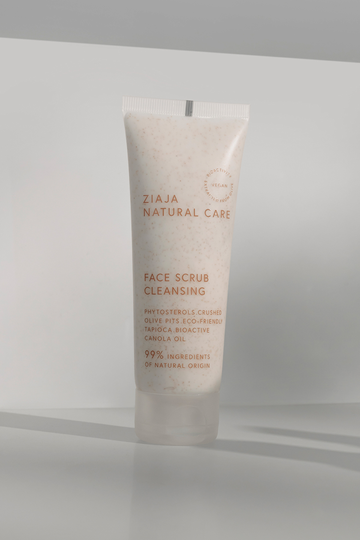 اسکراب پاک کننده صورت Natural Care با خاصیت لایه برداری ۷۰ میلی لیتر - پاک کننده و احیا کننده پوست — ۱۵۹۱۴ — تصویر 3 از 5