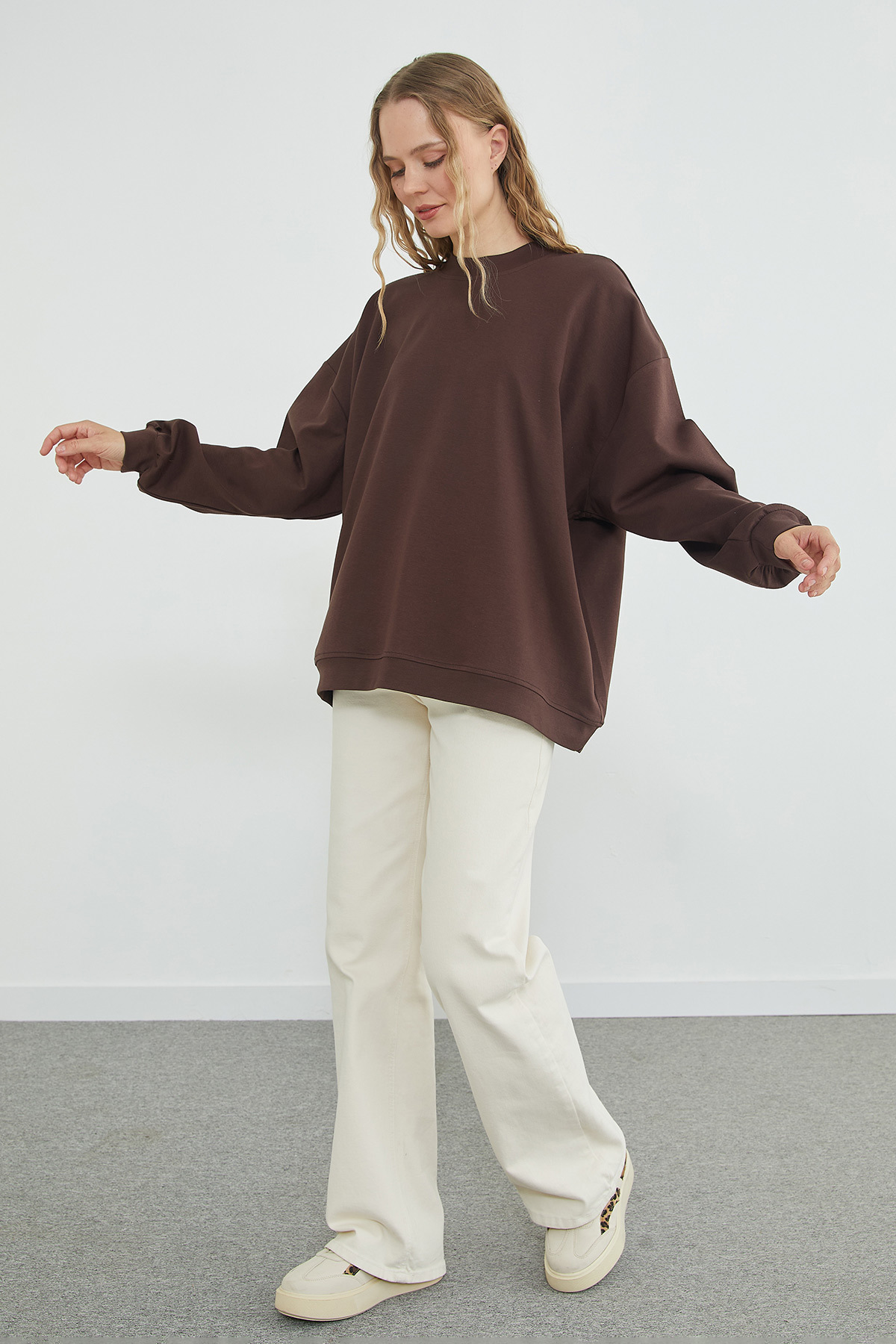 Fulla Moda Basic Bisiklet Yaka Oversize Sweatshirt görsel 4