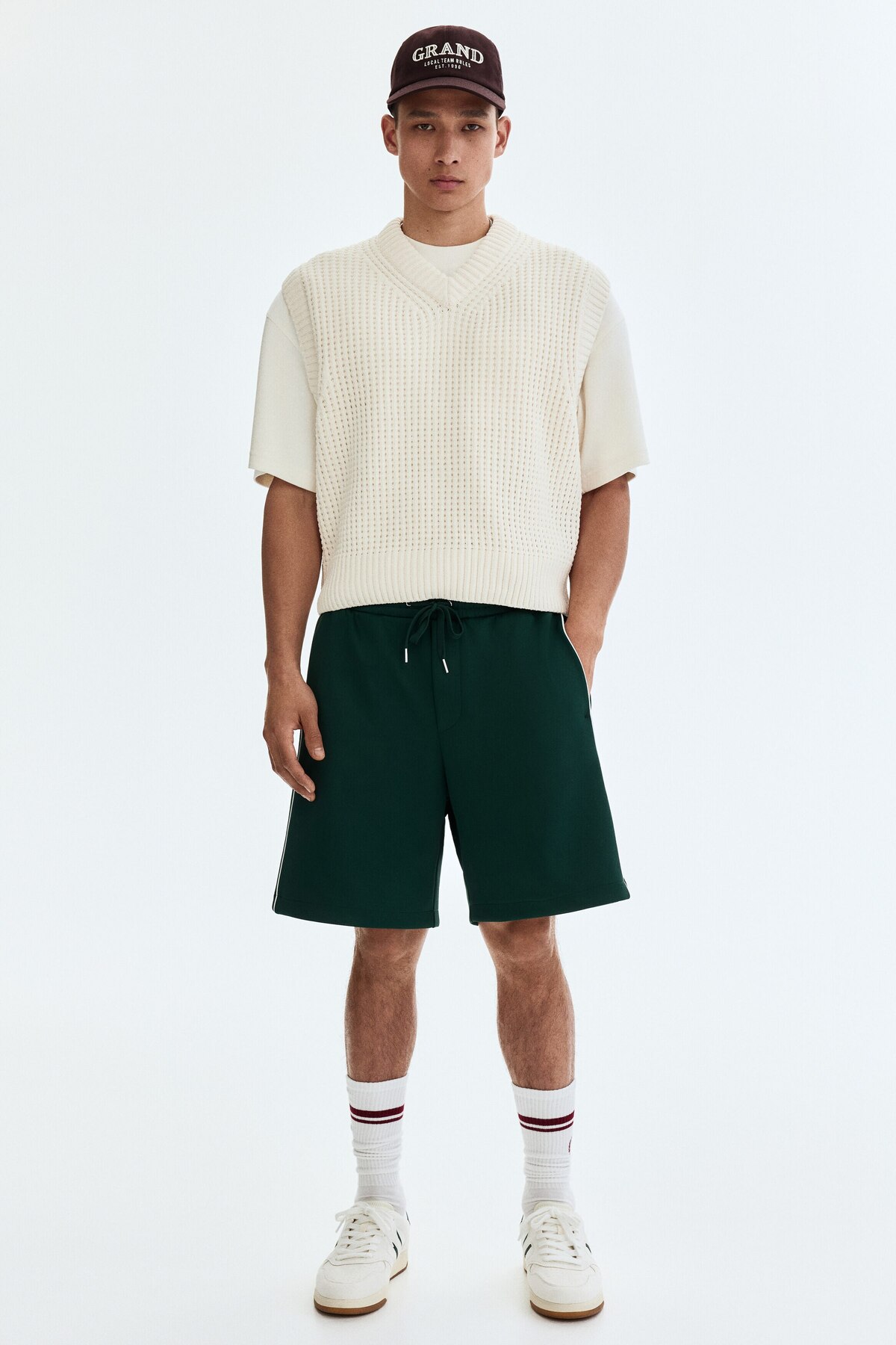 شلوارک‌های راحت و مناسب اچ اند ام شلوارک برمودا H&M