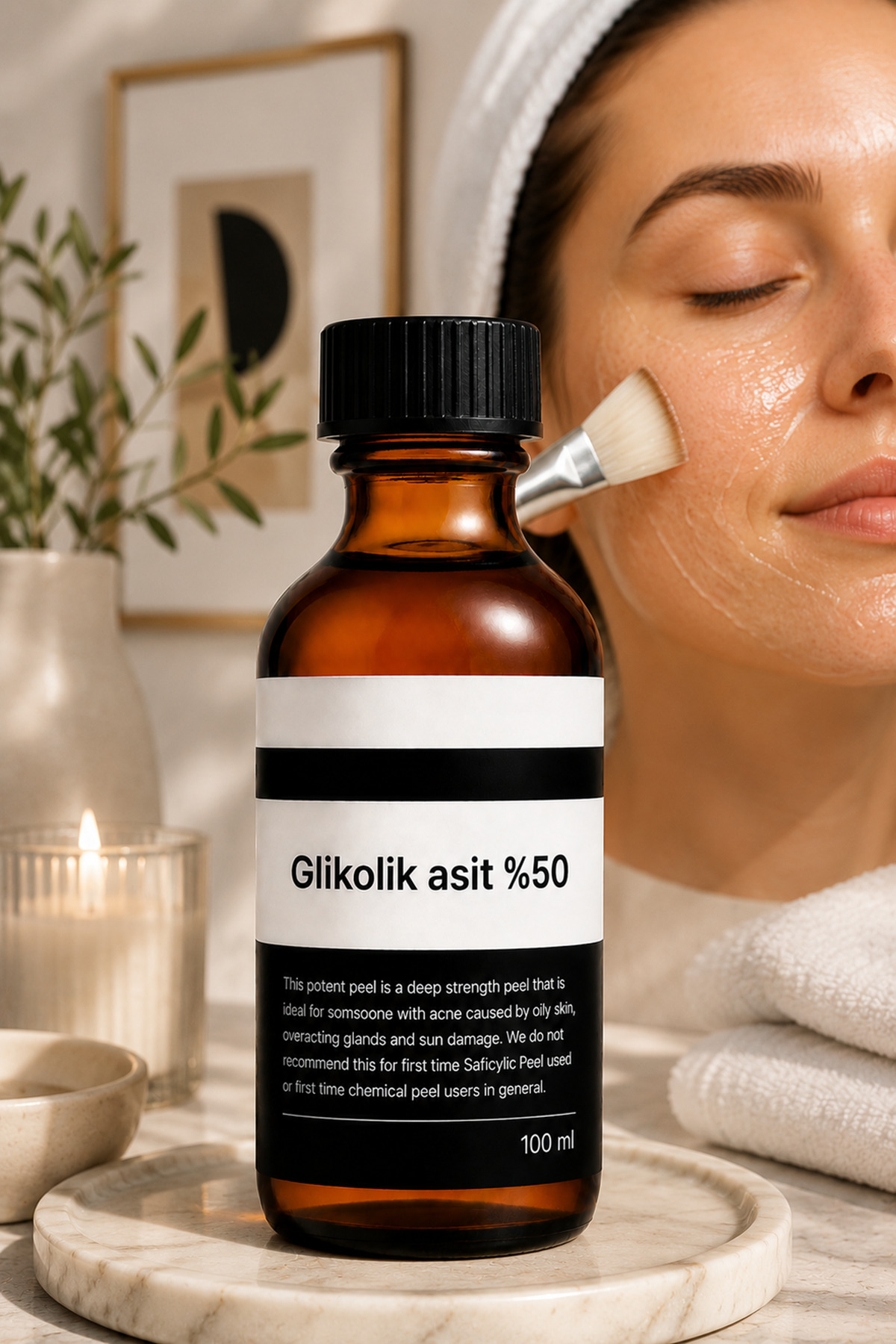 یک لایه بردار شیمیایی قوی که سلول های مرده پوست را از بین می برد و به ایجاد چهره ای روشن تر کمک می کند. حاوی 50٪ اسید گلیکولیک — bwwc33 — تصویر 4 از 7