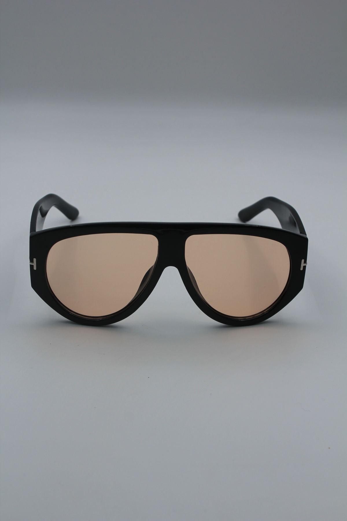 MissBella Eyewear - BOLD Kalın Siyah Kemik Çerçeveli Retro Kadın Güneş Gözlüğü görsel 4