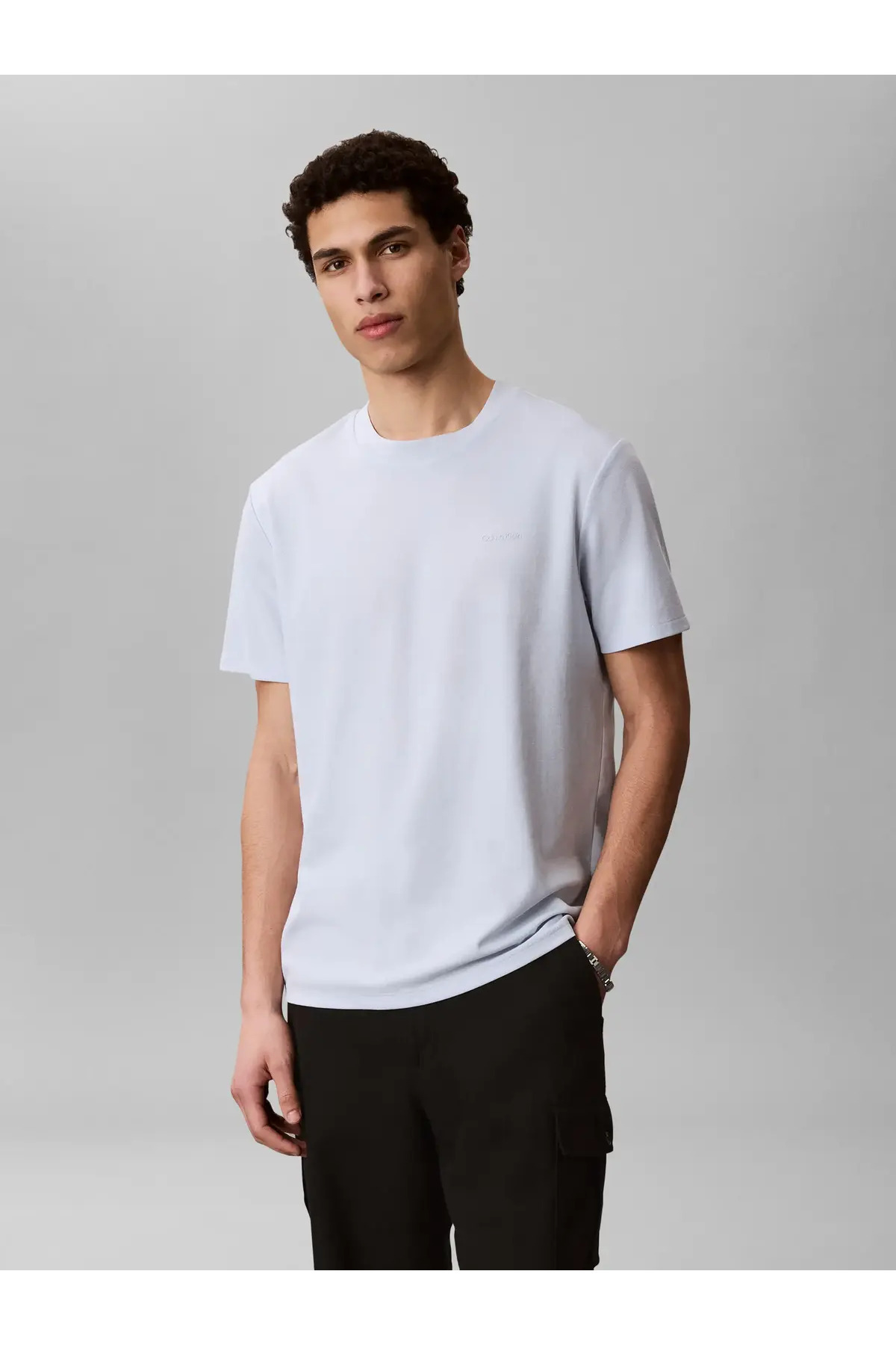 تیشرتمردانهCalvin Kleinسفید تیشرتمردانهCalvin Kleinسفید