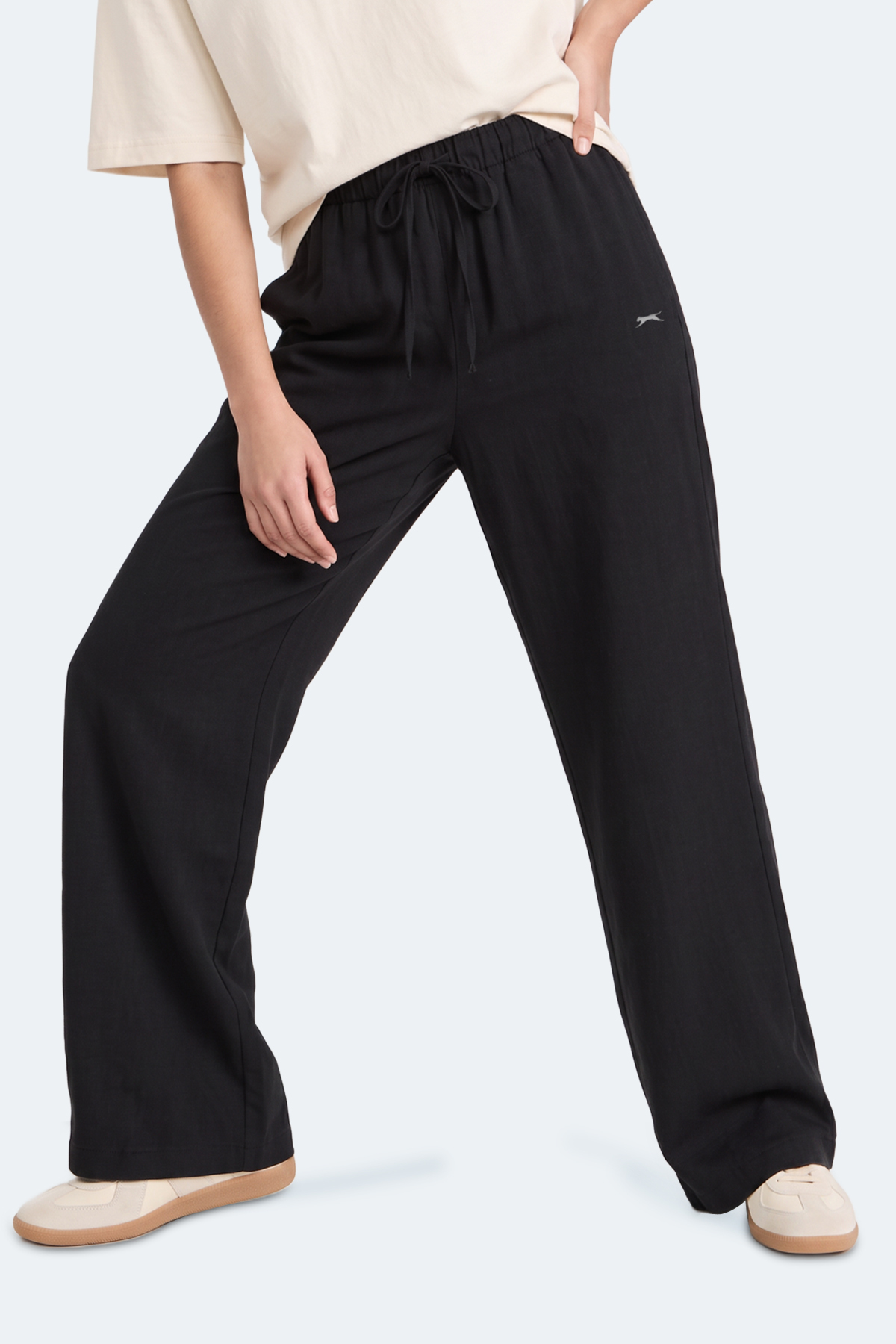 Slazenger SUNFLOWER Kadın Bol Paça Siyah Eşofman Altı görsel 4
